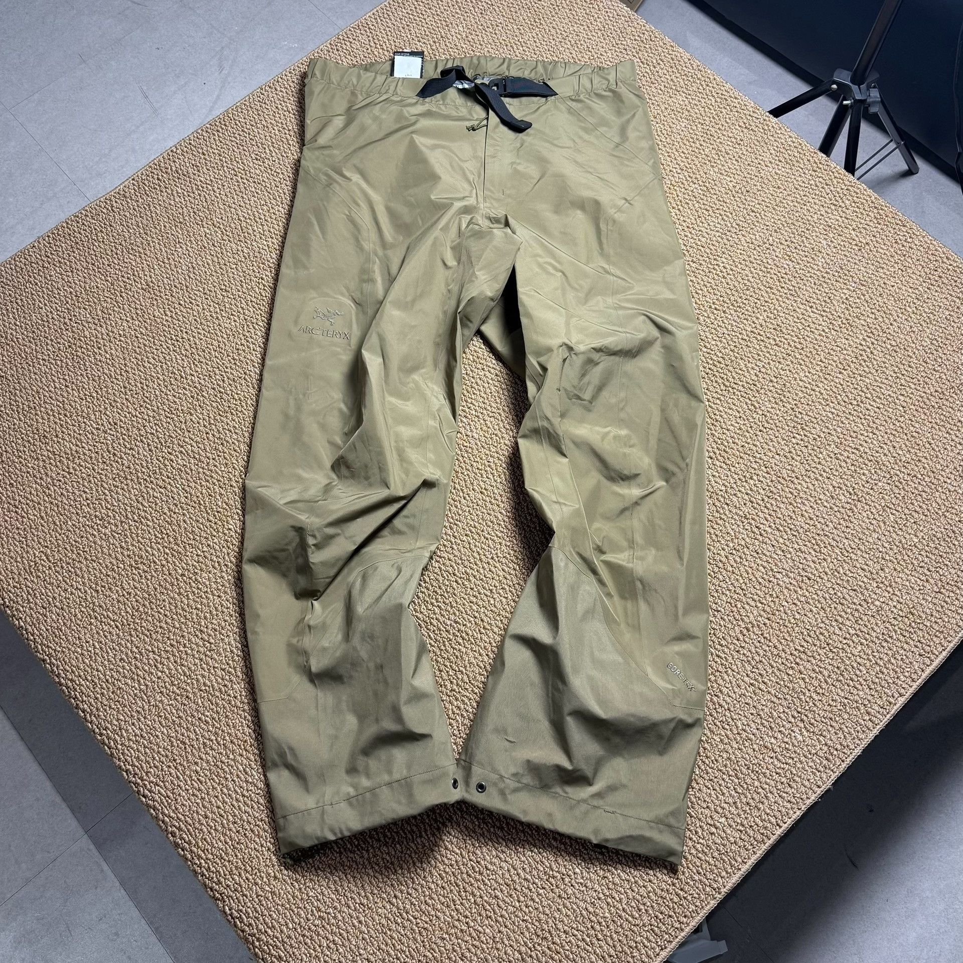 Arc'teryx Arcteryx ALPHA LT Pant Gen2 Size US 27 - 1 Thumbnail