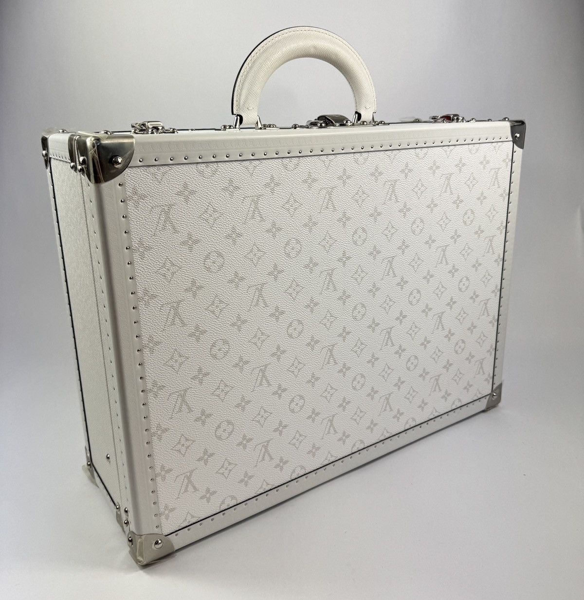 Louis Vuitton Bisten 50 Suitcase Size ONE SIZE - 1 Thumbnail