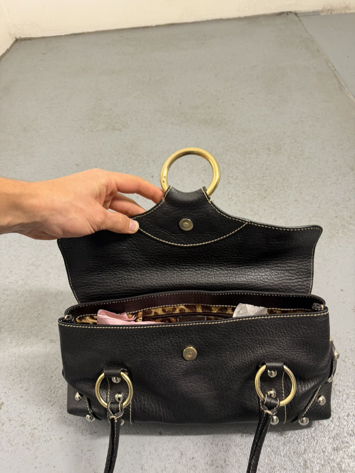 Dolce & Gabbana Dolce & Gabbana Leather Metal Rivets Handbag Size ONE SIZE - 11 Thumbnail
