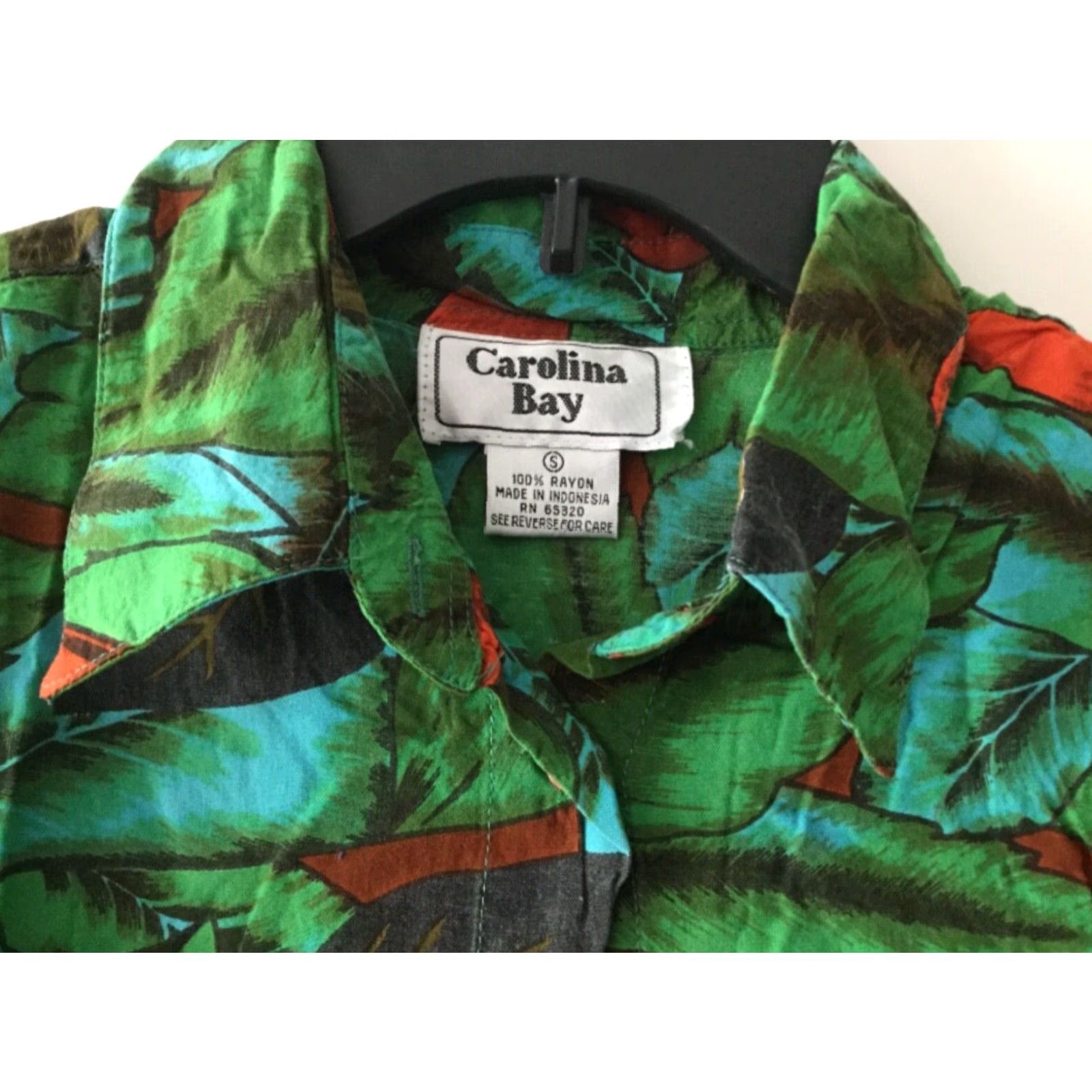 Vintage VINTAGE Carolina Bay Women's Blouse Size Small Button Down Geometric Print Casual Beach Cotton Denim Size S / US 4 / IT 40 - 2 Thumbnail