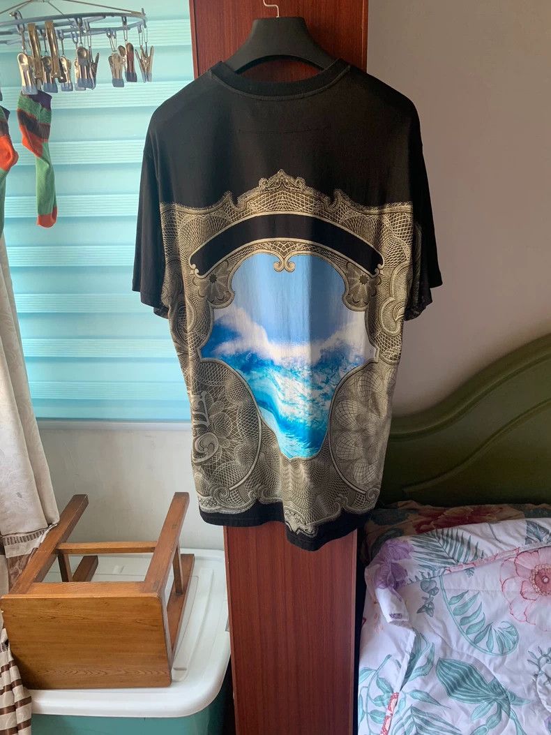 Givenchy Men's Magic Mirror Short Sleeve, 90% New, Chest 1
