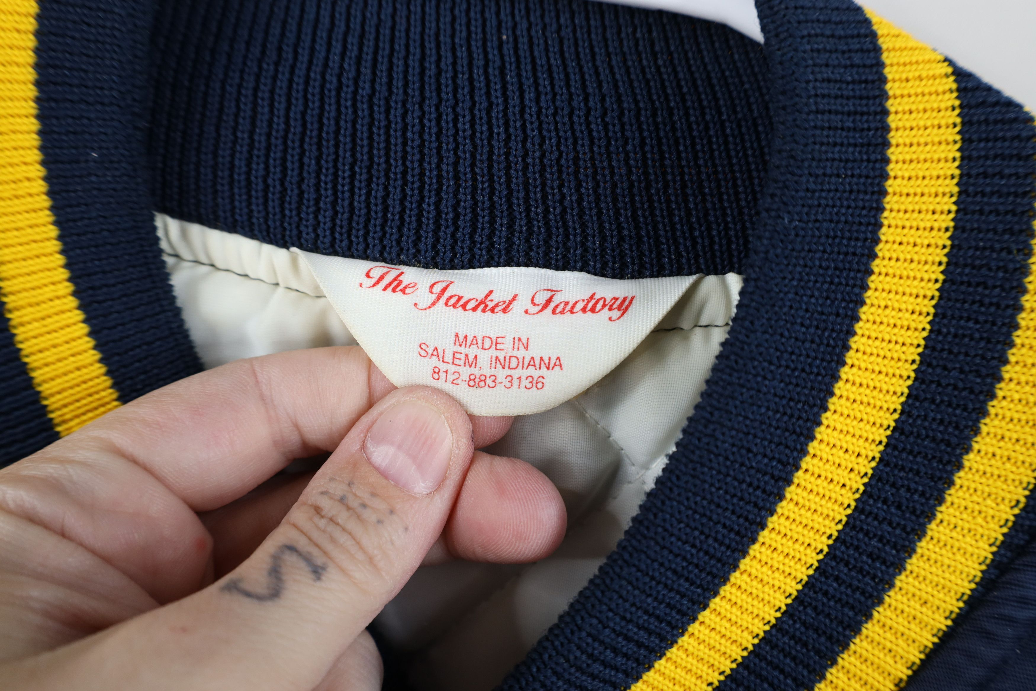 Vintage Vintage 70s 80s West Virginia Satin Bomber Jacket Blue USA Size US XXL / EU 58 / 5 - 11 Thumbnail