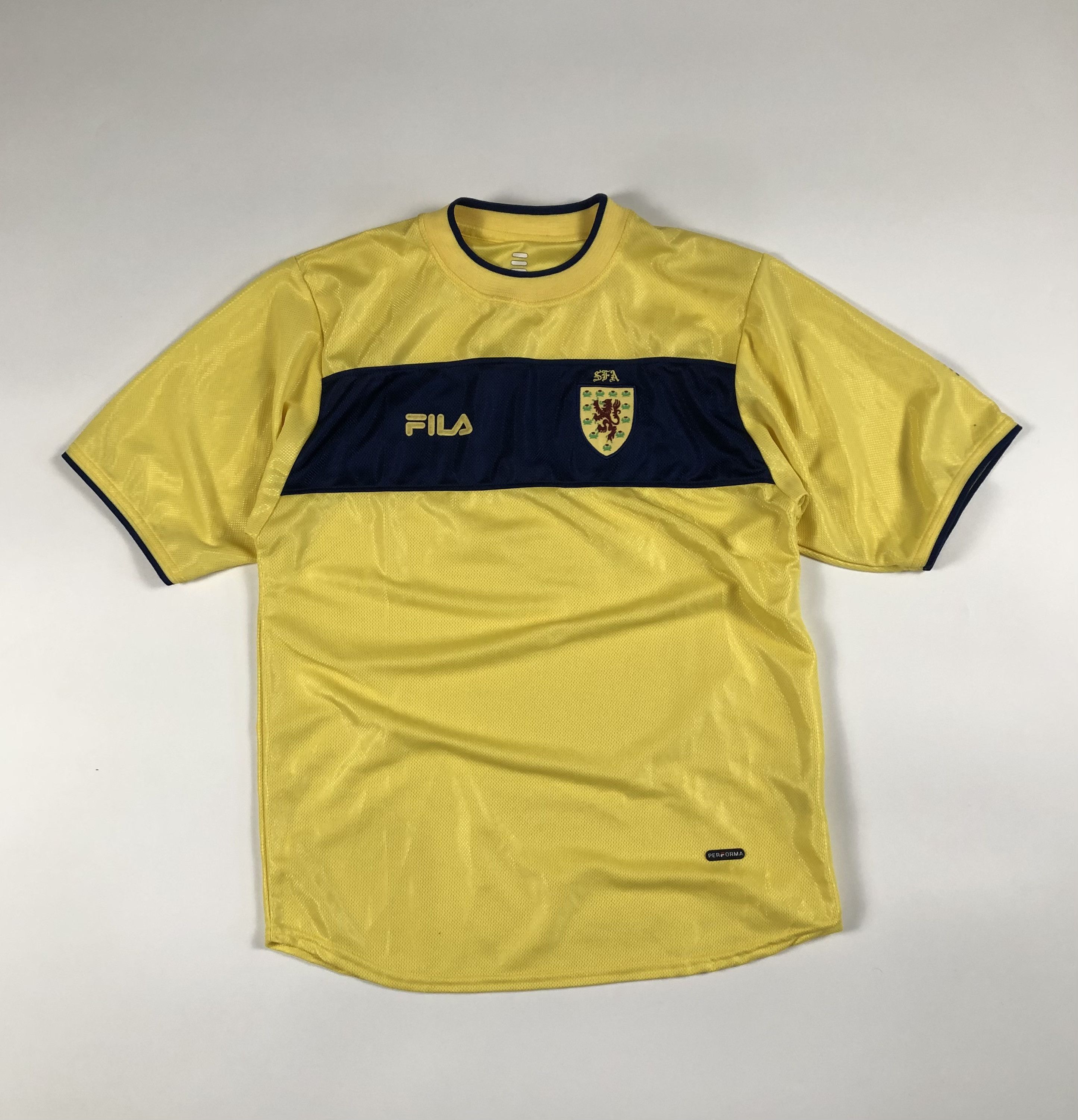 Fila Fila Scotland Football Associtation 2002-2003 Away Jersey Size US S / EU 44-46 / 1 - 1 Thumbnail
