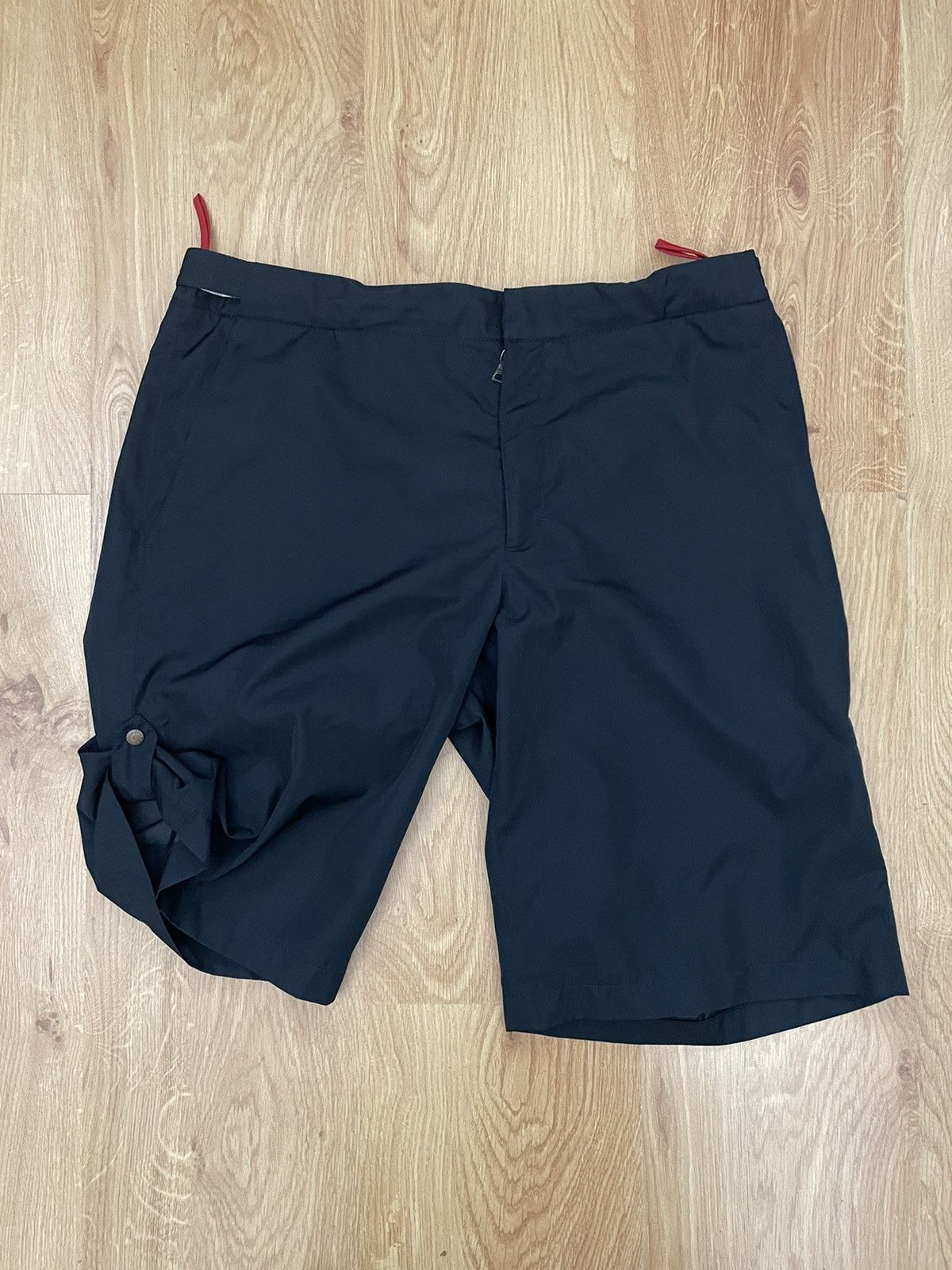 Prada Prada nylon shorts Size US 32 / EU 48 - 1 Thumbnail