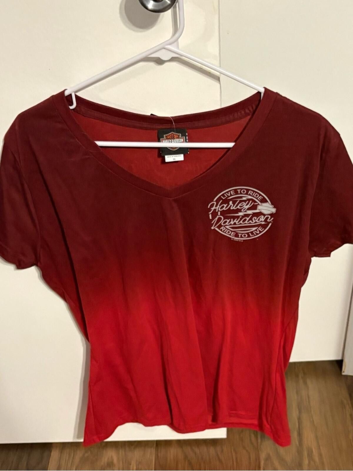 Harley Davidson Harley-Davidson San Jose CA Red Ombré Skull Logo Tee Size XL / US 12-14 / IT 48-50 - 1 Thumbnail
