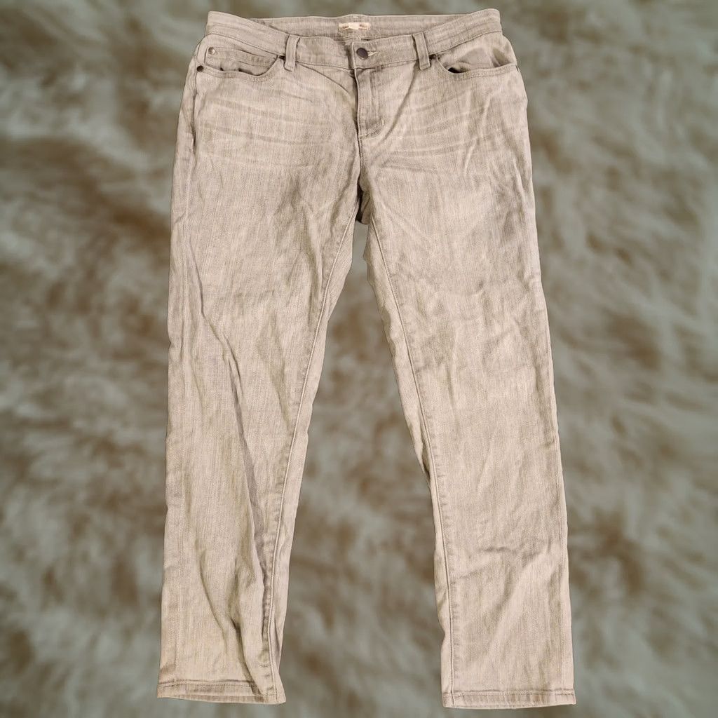 Eileen Fisher Eileen Fisher Women Petite Jeans Gray Denim Straight Size 10P Size 32" / US 10 / IT 46 - 1 Thumbnail