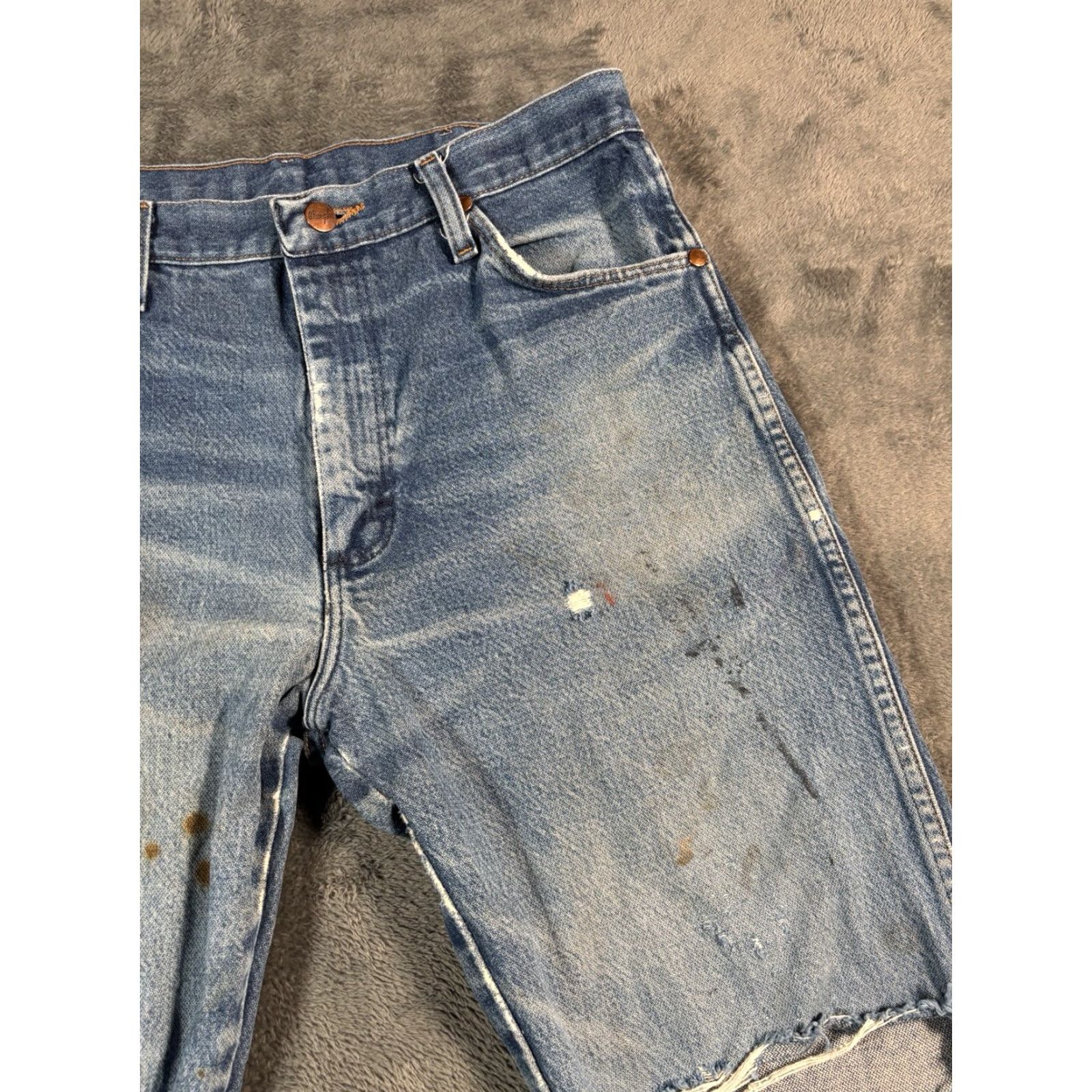 VINTAGE Wrangler Cowboy Cut 13MWZ Jeans Men 32x30 Bootcut Denim Western Distressed Blue