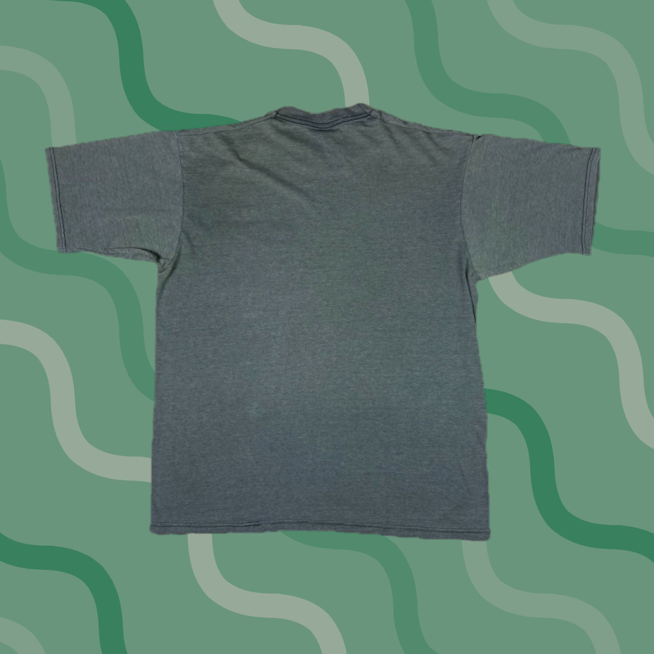 Vintage VINTAGE Golf Pocket T Shirt Blue Sunfaded Distressed Adult size Large 90s Y2K Size US L / EU 52-54 / 3 - 1 Thumbnail