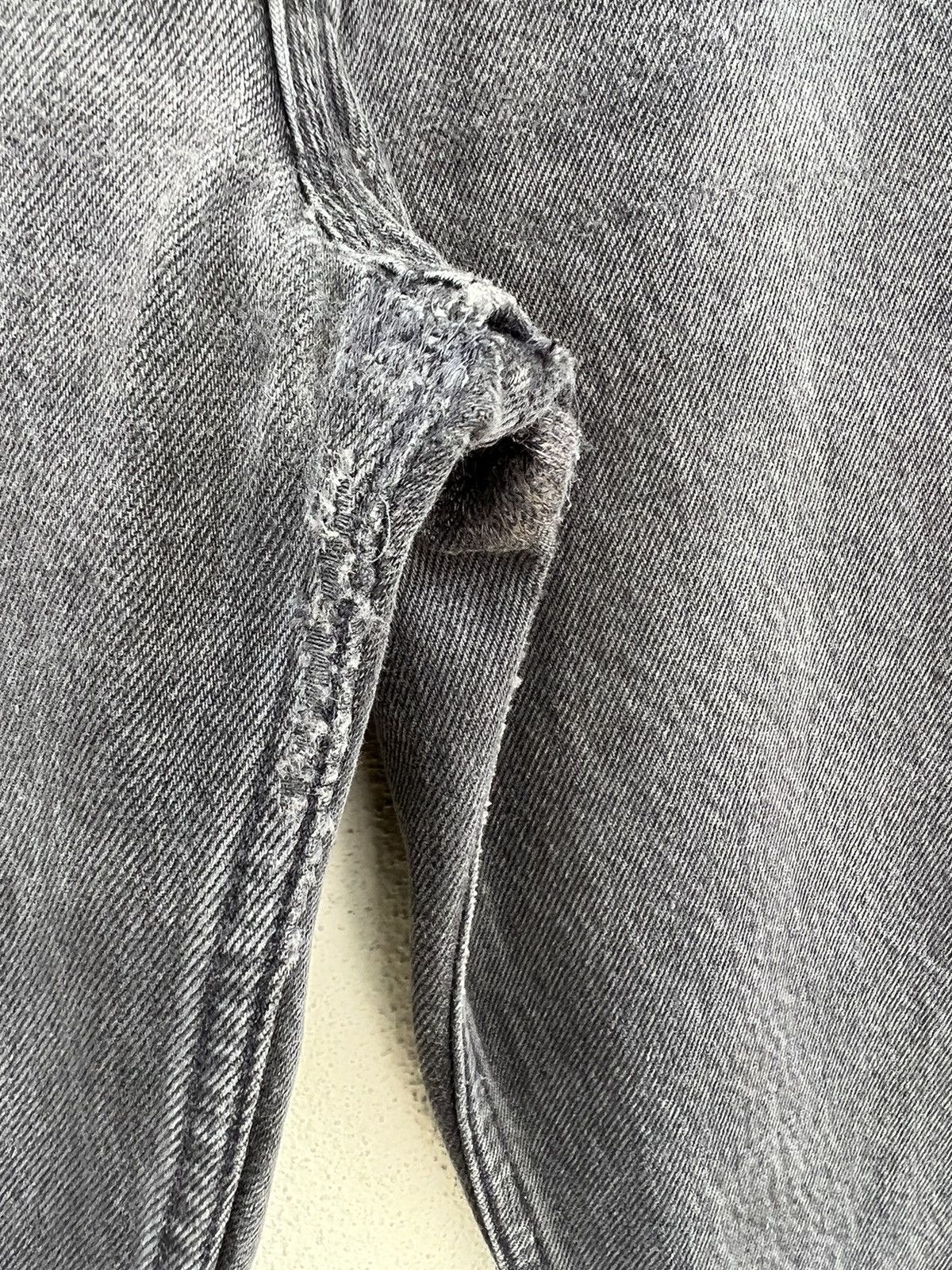 Levi's Vintage 80s Levi’s 501 Distressed Fade Black Denim Jeans Size US 30 / EU 46 - 12 Thumbnail