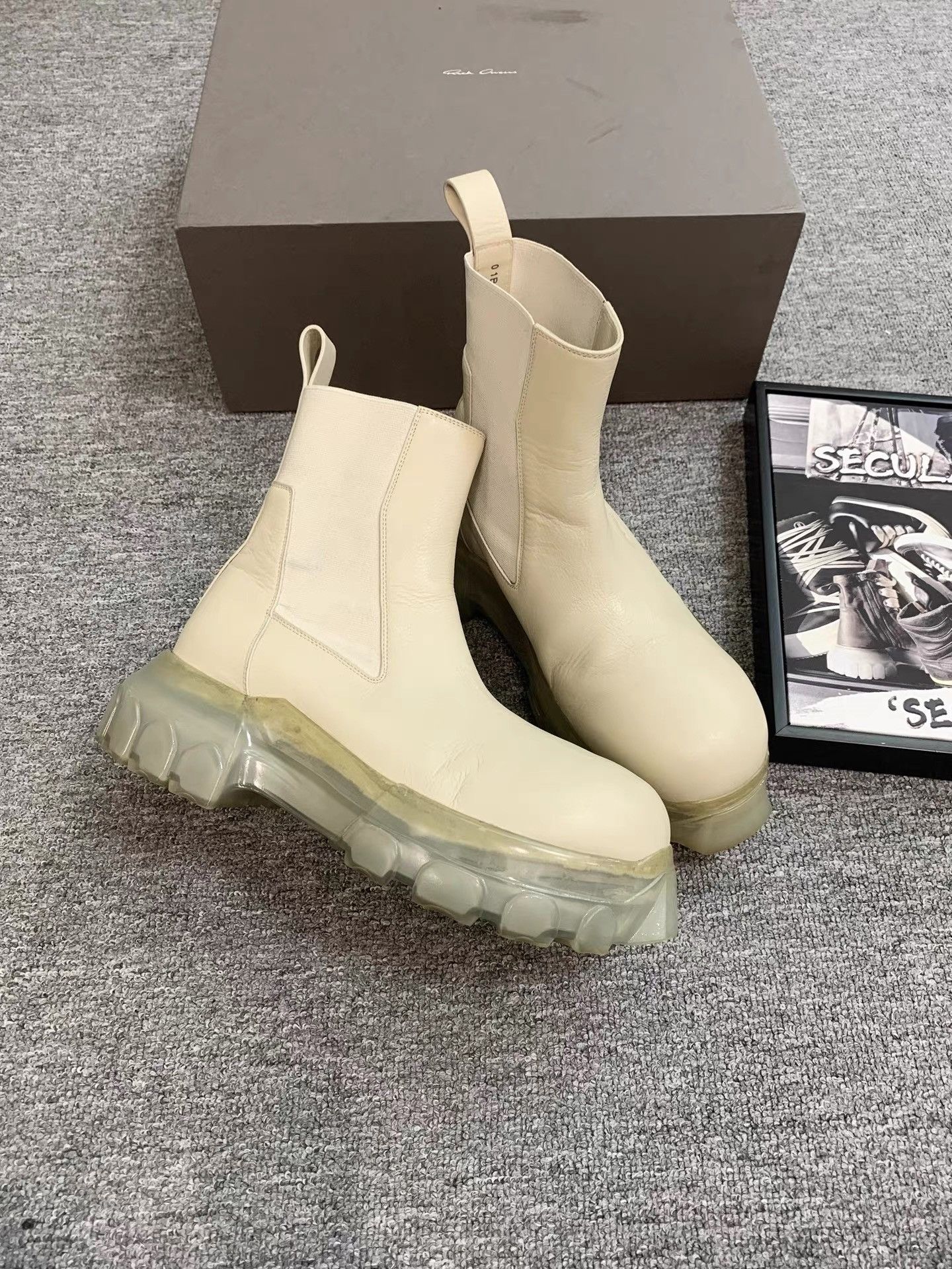 Rick Owens Rick Owens 22FW Mainline Tractor Chelsea Boots K34 Size US 9 / IT 39 - 2 Thumbnail