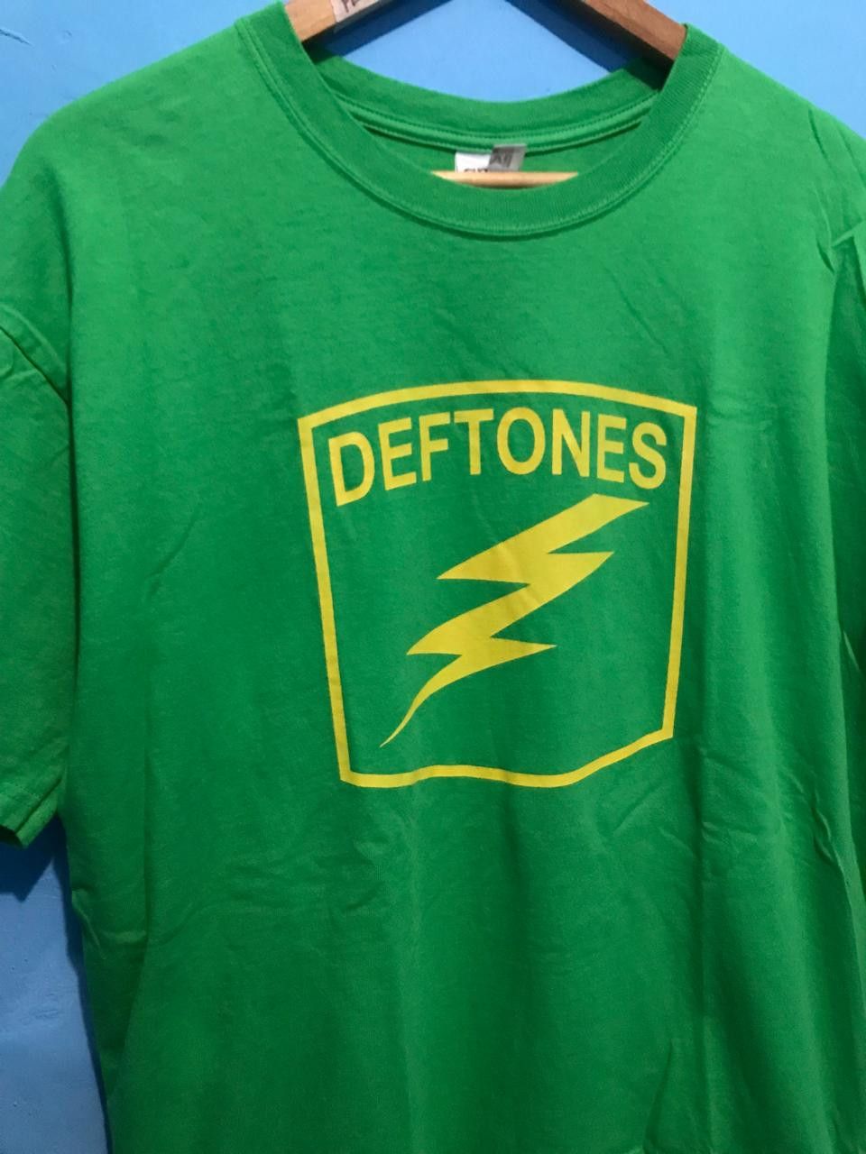 Band Tees Deftones Poison the Well Glassjaw Portishead Helmet HUM Size US L / EU 52-54 / 3 - 2 Thumbnail
