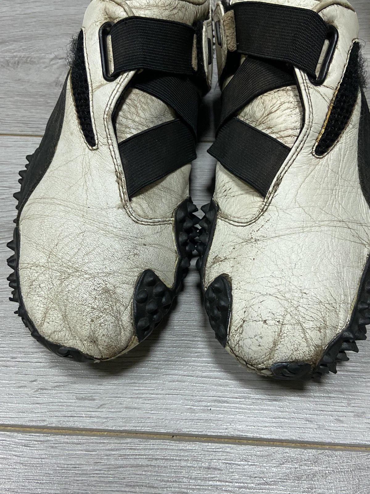 Puma Puma mostro big logo sneakers leather spikes white black Size US 9 / EU 42 - 9 Thumbnail