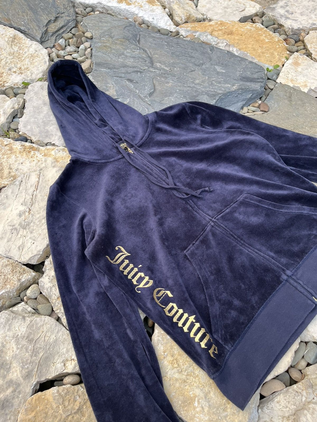 Juicy Couture × Vintage Vintage Juicy Couture y2k velvet black label zip hoodie gold Size L / US 10 / IT 46 - 7 Thumbnail