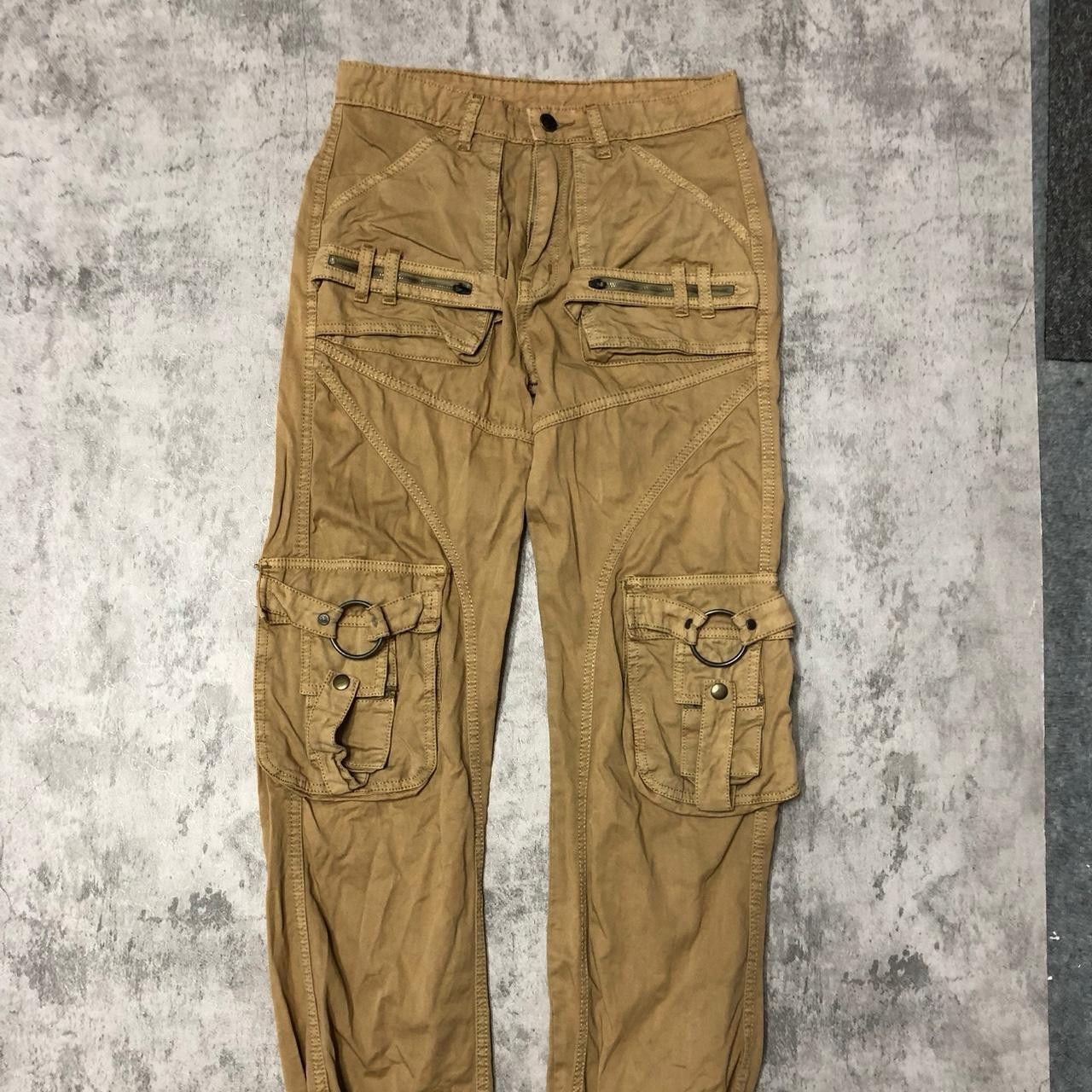 Other Tan cargo pants with zipper pockets and adjustable waist Size 25" / US 0 / IT 36 - 1 Thumbnail