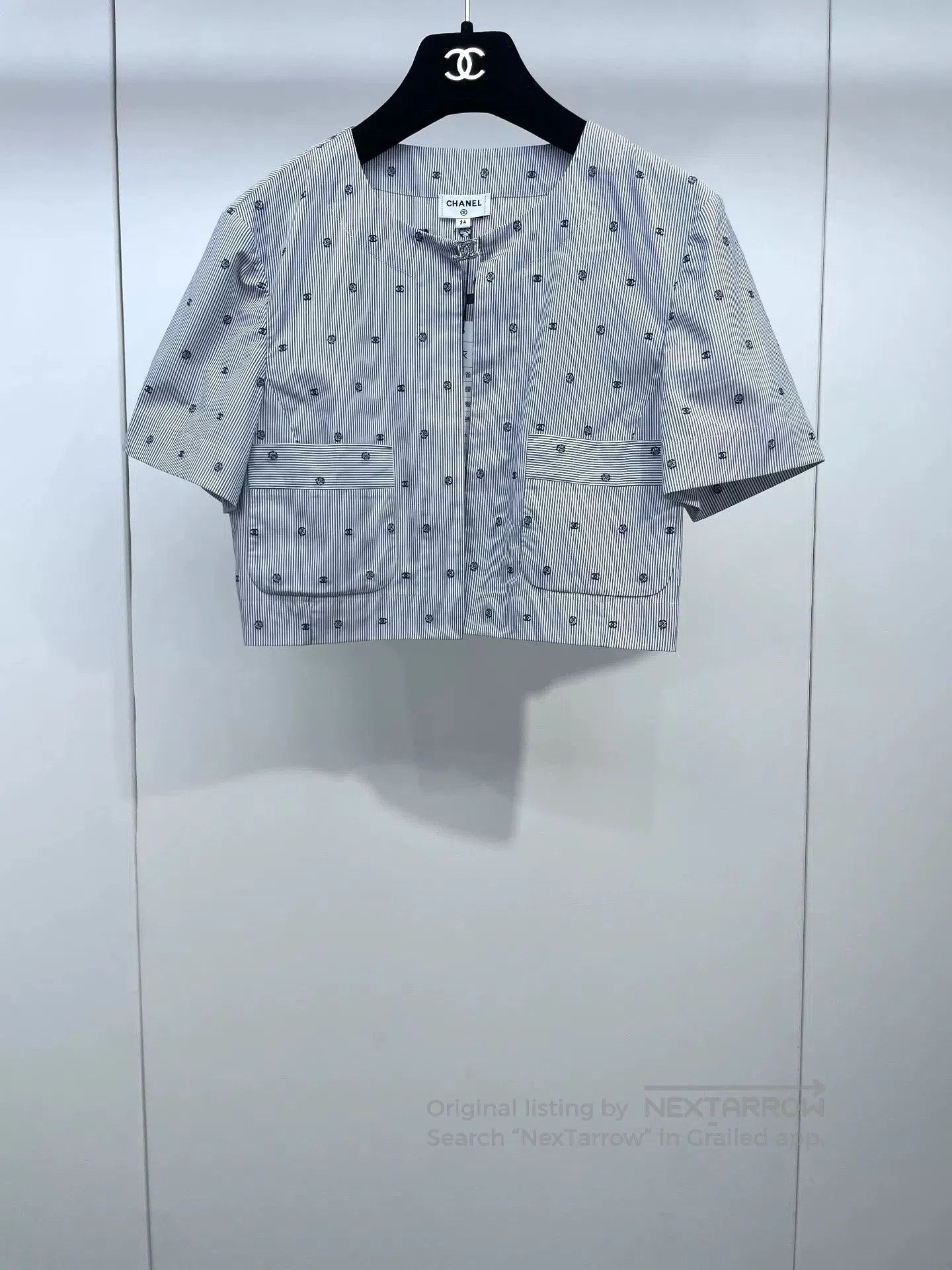 Chanel Chanel 24P Gray Logo Crystal Short Sleeve. Size XXS / US 00 / IT 34 - 1 Thumbnail