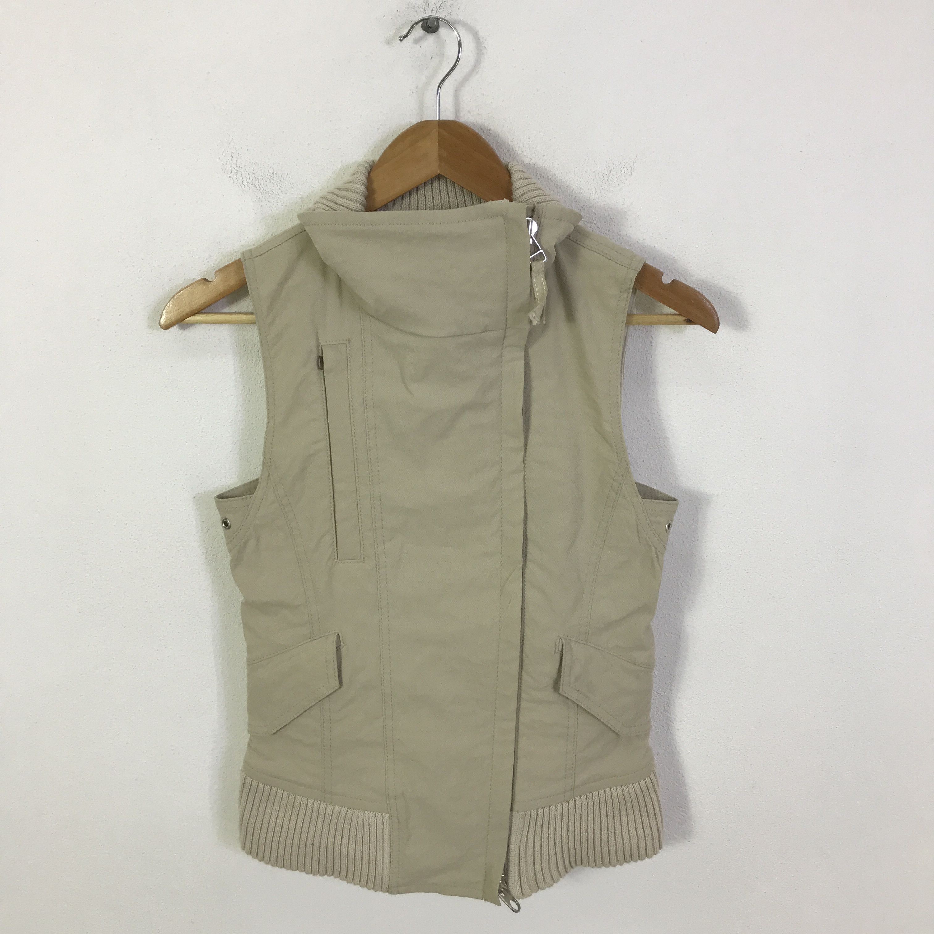 yoshie inaba yoshie inaba vest K108B22 Size US S / EU 44-46 / 1 - 1 Thumbnail