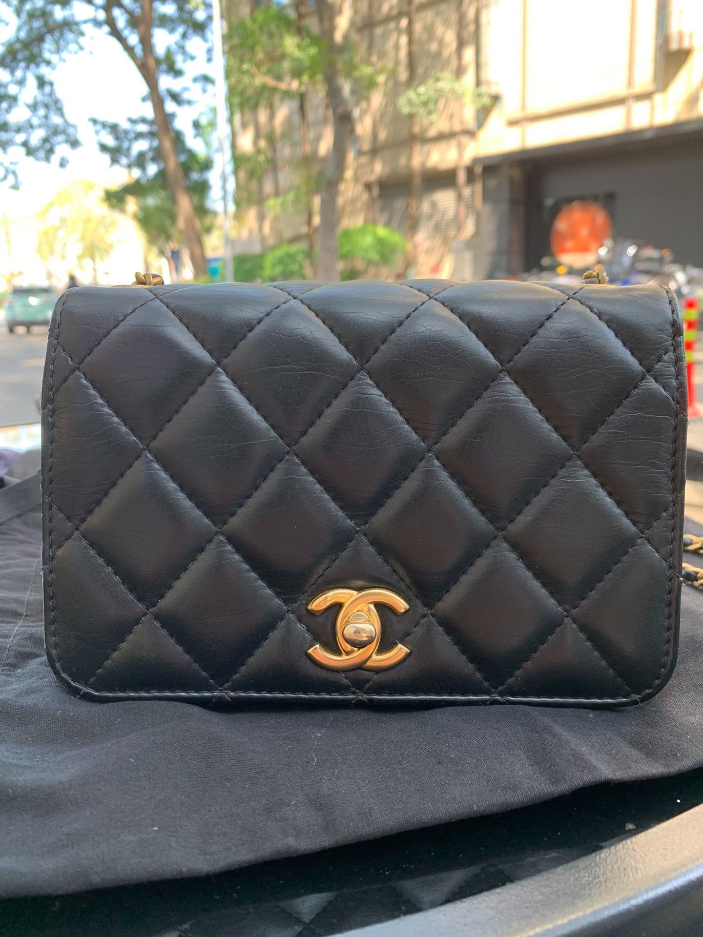 Chanel Pre-loved Bag Very good condition Size ONE SIZE - 1 Thumbnail