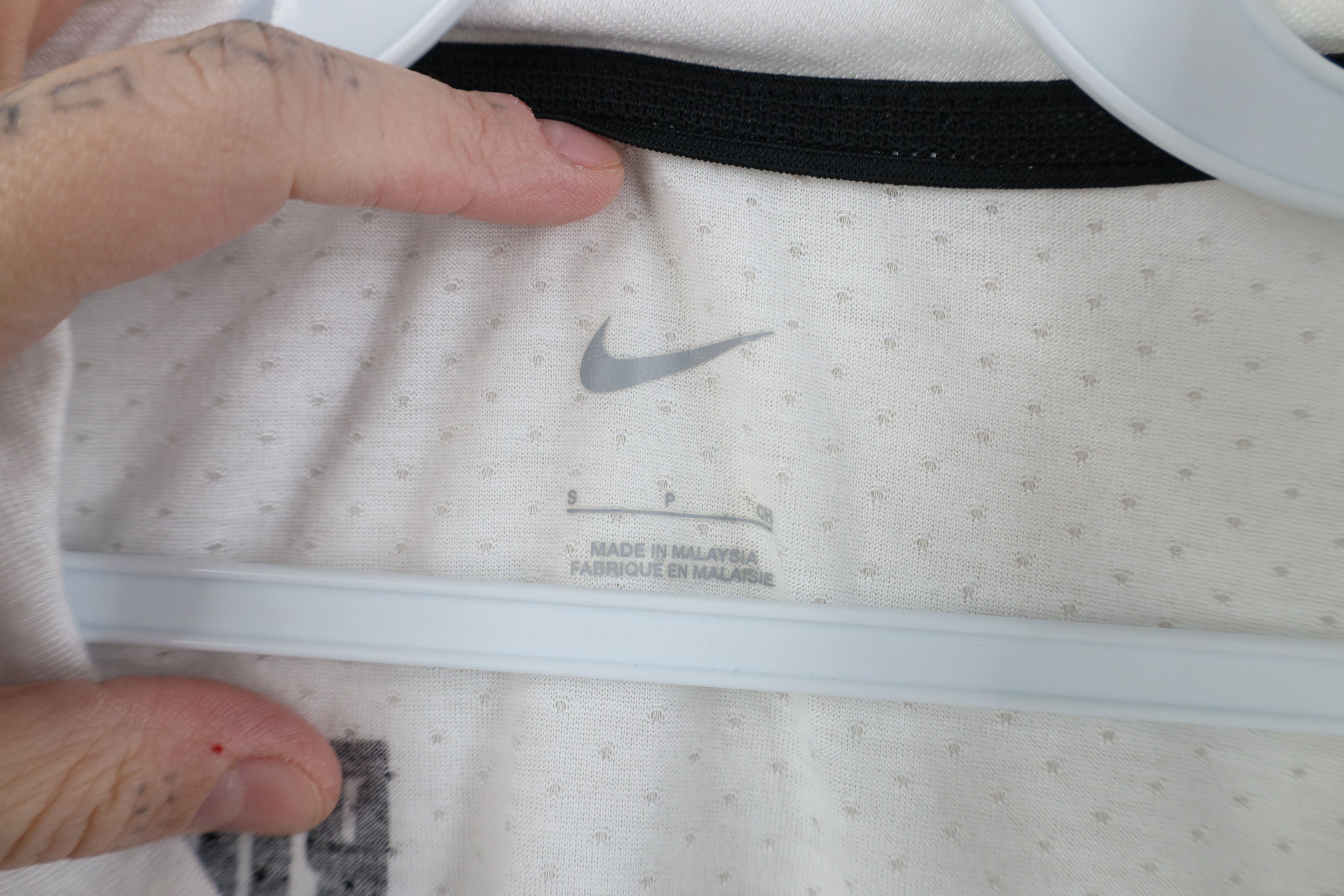 Nike Nike Issued University of Toledo Football Knit T-Shirt White Size US S / EU 44-46 / 1 - 8 Thumbnail