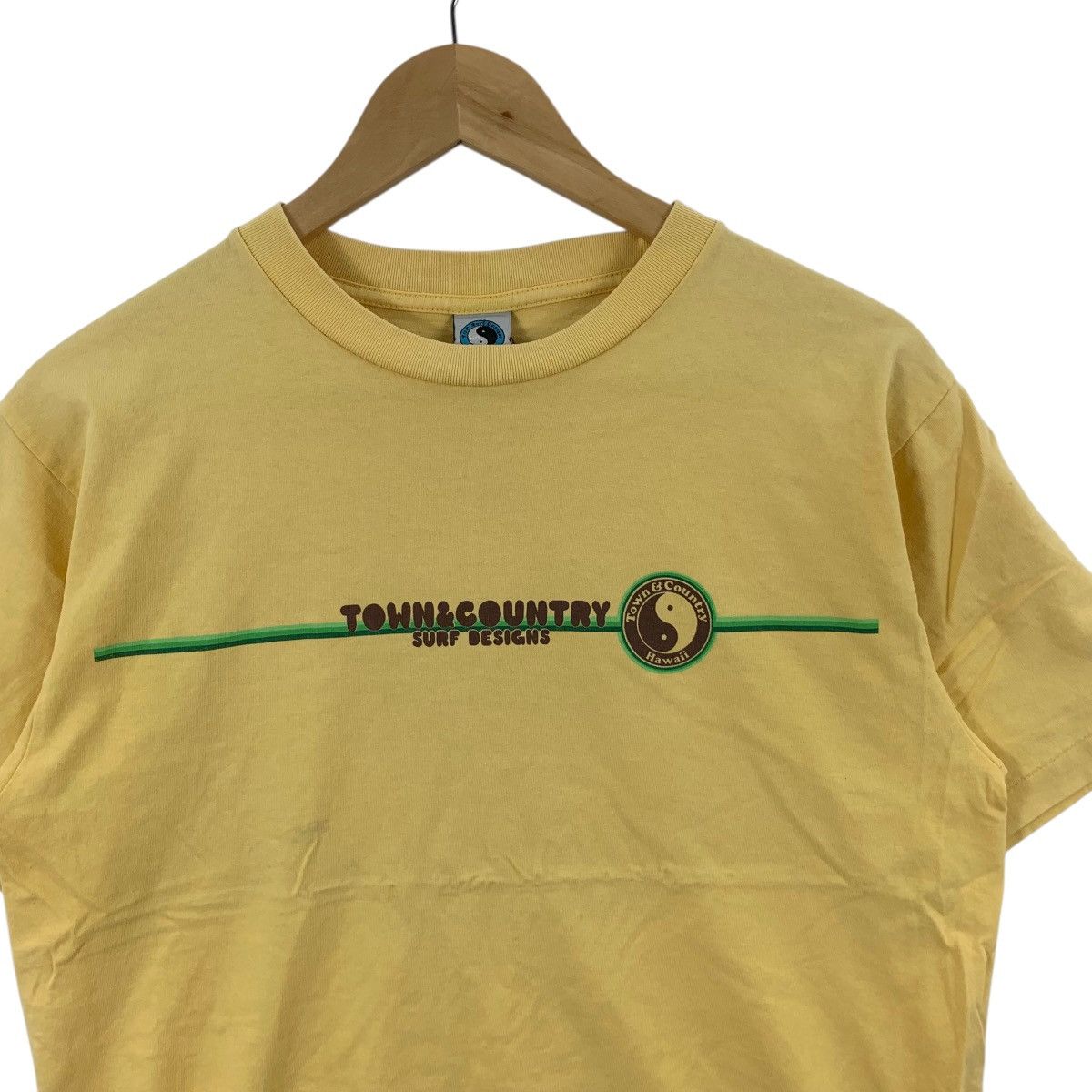 Vintage Vintage 90s TOWN COUNTRY T&C Surf Hawaii Tee Shirt Top Yin Size US M / EU 48-50 / 2 - 6 Thumbnail