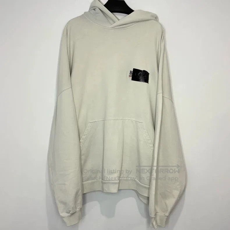 Balenciaga Balenciaga New Distressed Tape Coke Wave White Hoodie. Size US L / EU 52-54 / 3 - 1 Thumbnail