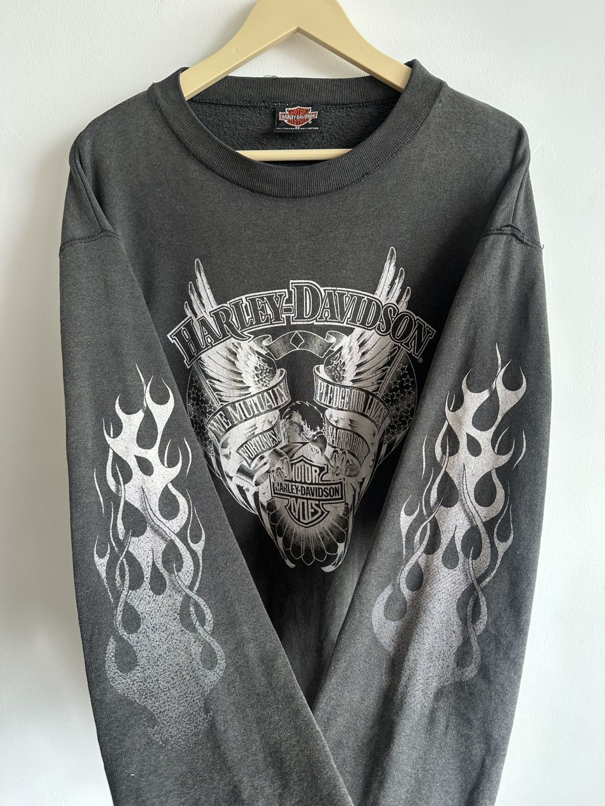 Harley Davidson Vintage 90’s Harley Davidson Flaming Sweatshirt USA Size US L / EU 52-54 / 3 - 1 Thumbnail