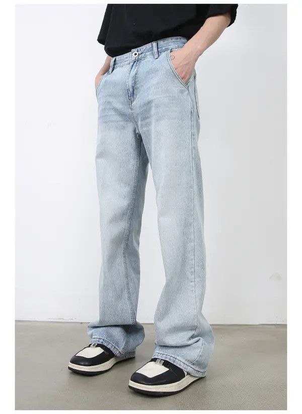 Japanese Brand Washed light blue men's loose straight-leg flared jeans Size US 32 / EU 48 - 4 Thumbnail