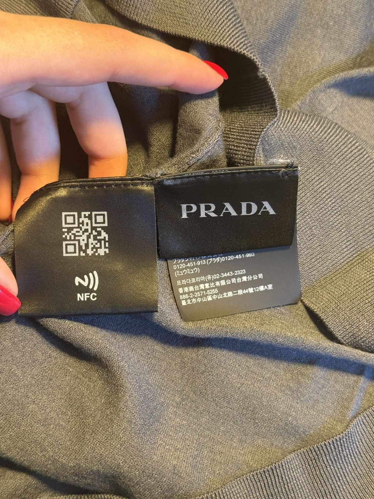 Prada Prada Grey thin Cardigan Size US M / EU 48-50 / 2 - 4 Thumbnail