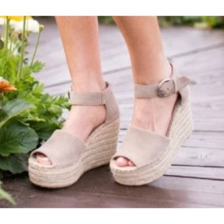 Marc Fisher Marc Fisher 9.5 Suede Leather Espadrille Platform Wedge Sand Size US 9.5 / IT 39.5 - 1 Thumbnail