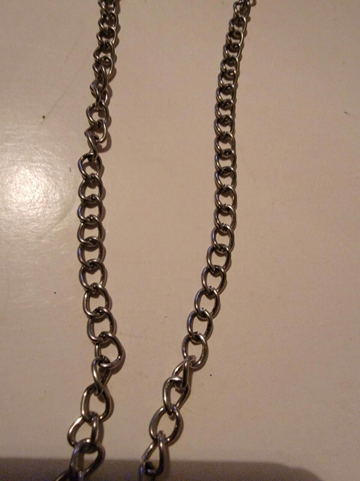 The Unbranded Brand Silver Heart Shaped Chain Necklace And Pendant Size ONE SIZE - 2 Thumbnail