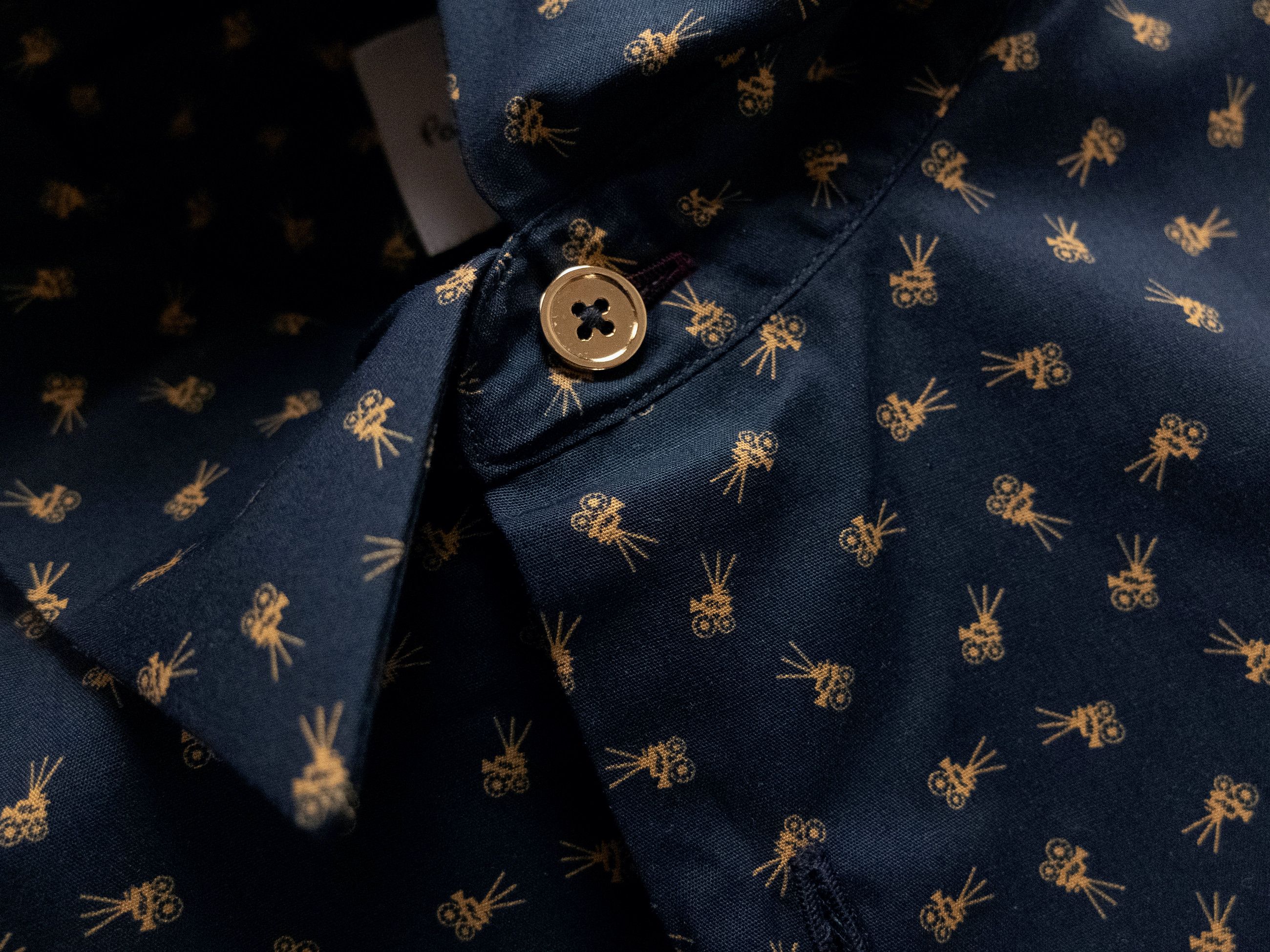 Paul Smith PAUL SMITH mainline navy blue film camera motif shirt Medium Size US M / EU 48-50 / 2 - 5 Thumbnail