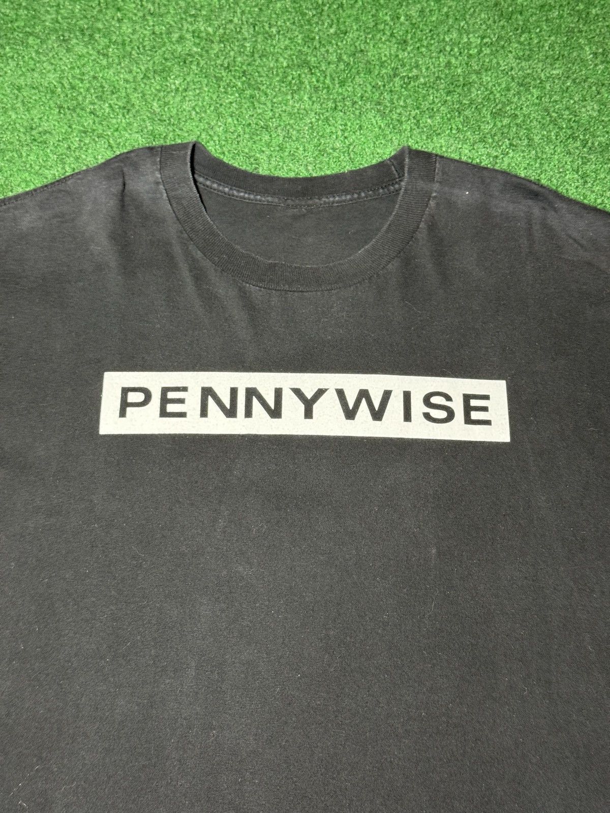 Band Tees × Vintage Vintage 90s Pennywise Skate Punk Grunge Lrg Band T Shirt Size US L / EU 52-54 / 3 - 2 Thumbnail
