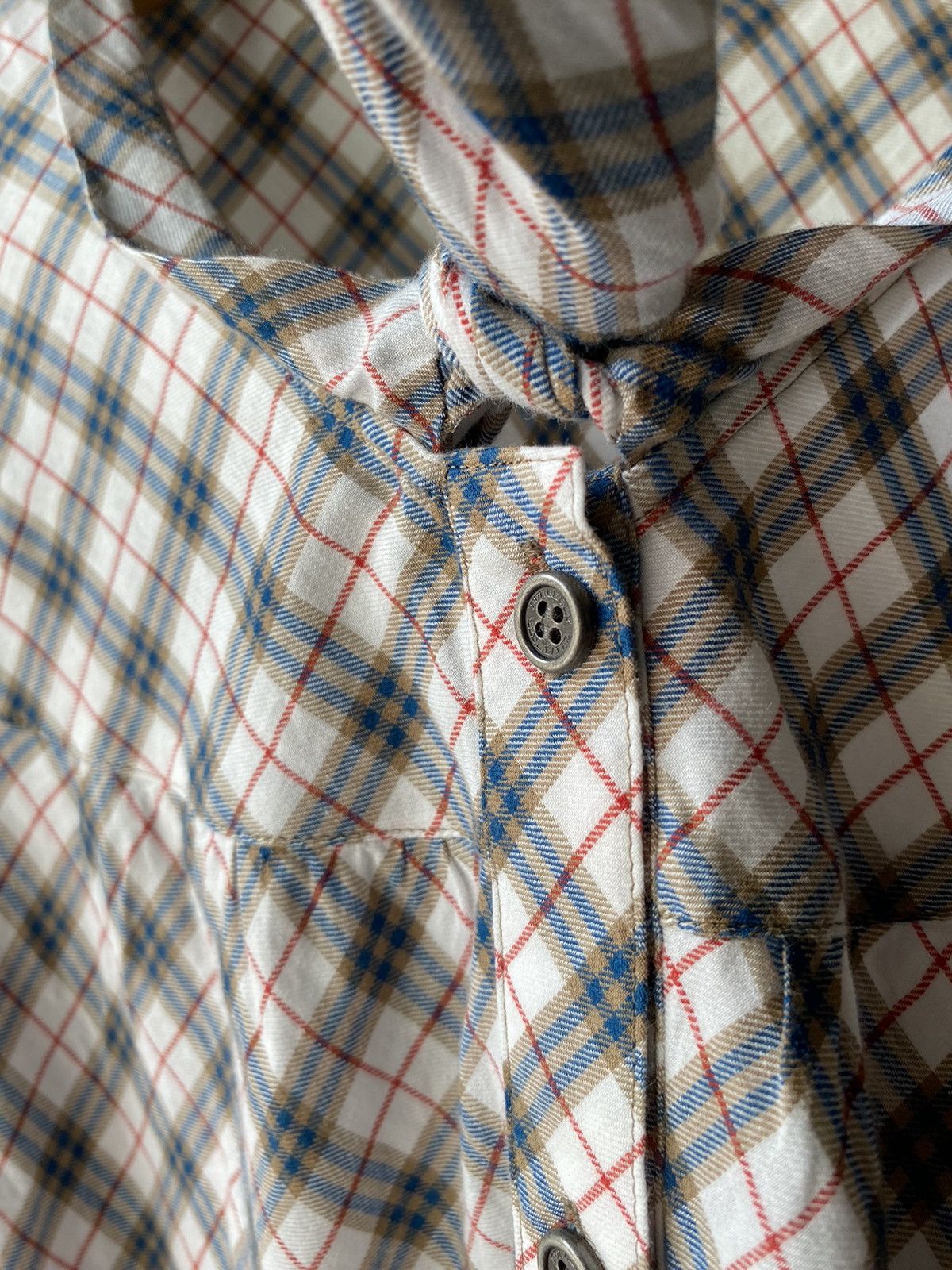 Burberry classic blouse