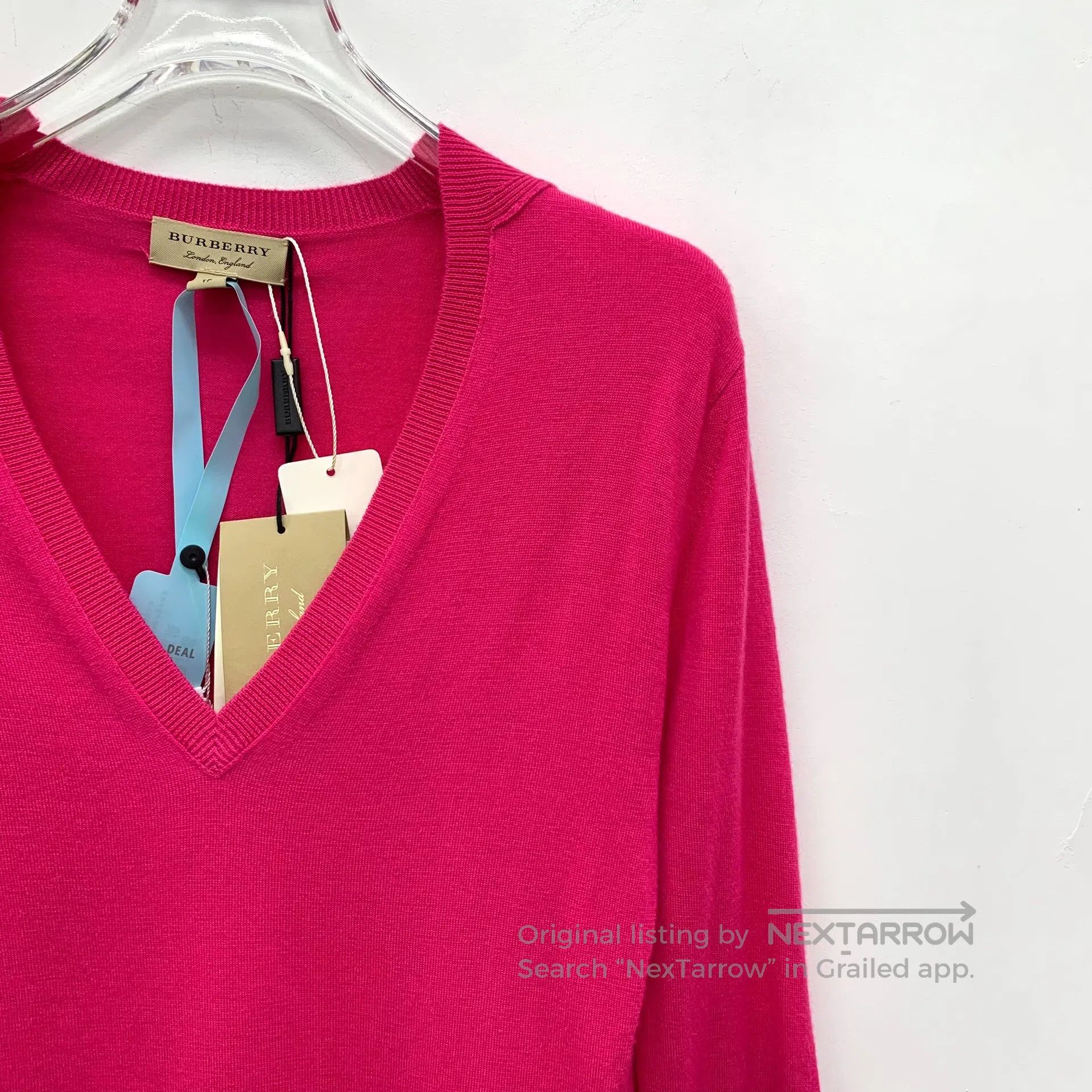 Burberry Burberry Blush pink cashmere V-neck long sleeve knitted sw Size US XS / EU 42 / 0 - 3 Thumbnail