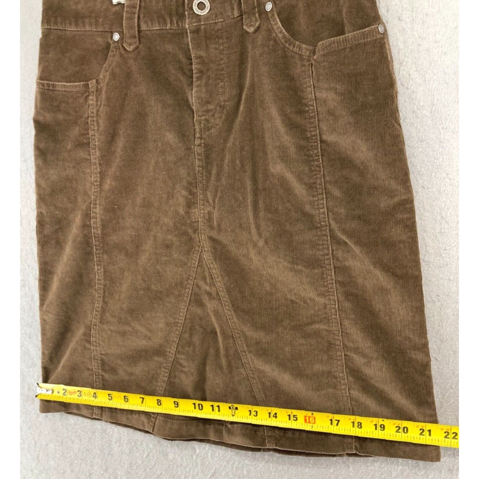 The North Face The North Face Women's Skirt 6 Brown Corduroy Casual Stretch Knee-Length - Logo, Zipper, Mid Rise, Solid - Outdoor Apparel Size 28" / US 6 / IT 42 - 3 Thumbnail