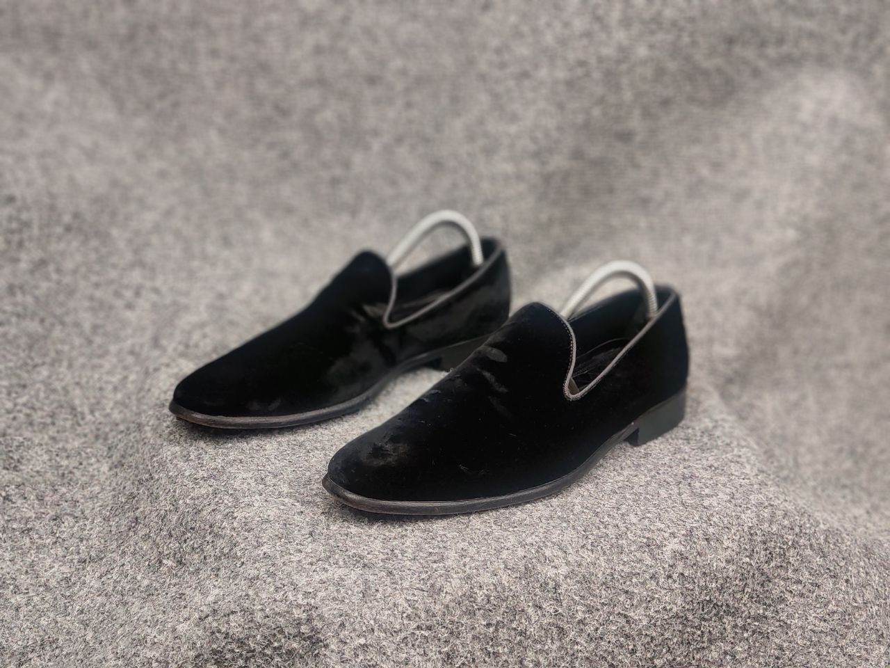 Dolce & Gabbana Dolce & Gabbana Velour Black Slip On loafers classic Shoes Size US 7 / EU 40 - 4 Thumbnail