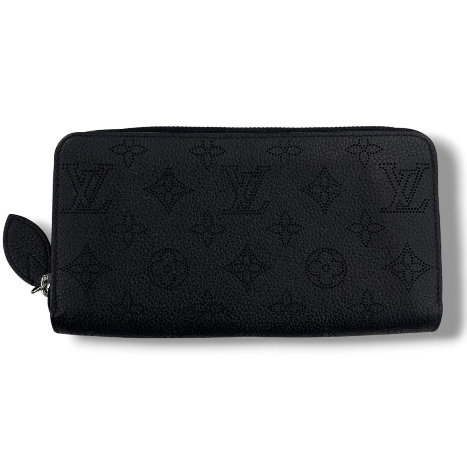 Louis Vuitton Louis Vuitton Mahina Zippy Wallet Size ONE SIZE - 1 Thumbnail