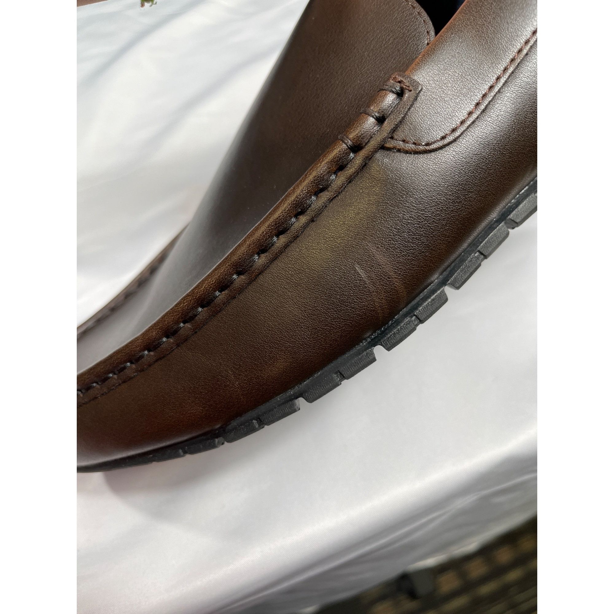 Chaps Chaps Mens Brown Leather Loafers Size 13 SKU 7256 Size US 13 / EU 46 - 12 Thumbnail