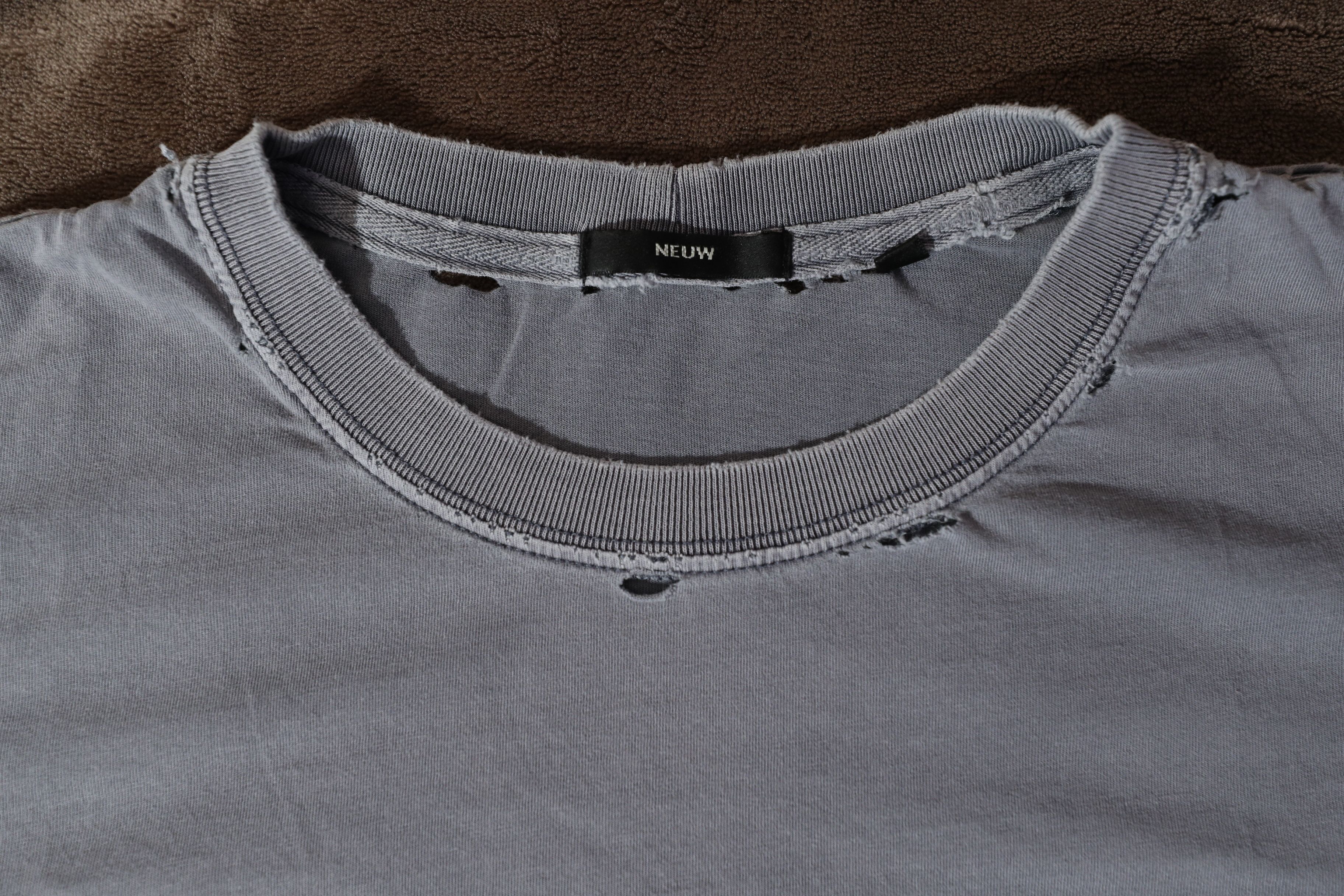 NEUW Denim Neuw Organic Cotton Distressed Brand Tee (L) Size US L / EU 52-54 / 3 - 7 Thumbnail