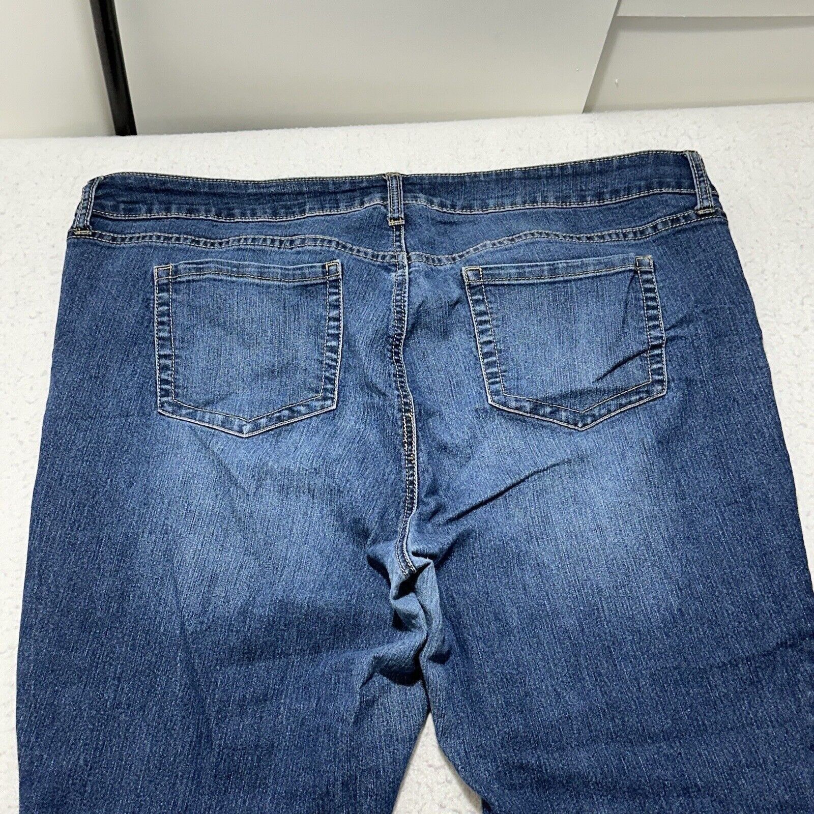 Other Torrid 20 Short Skinny Mid Rise Stretch Blue Jeans 40x28 Size 42" / US 20 - 8 Thumbnail