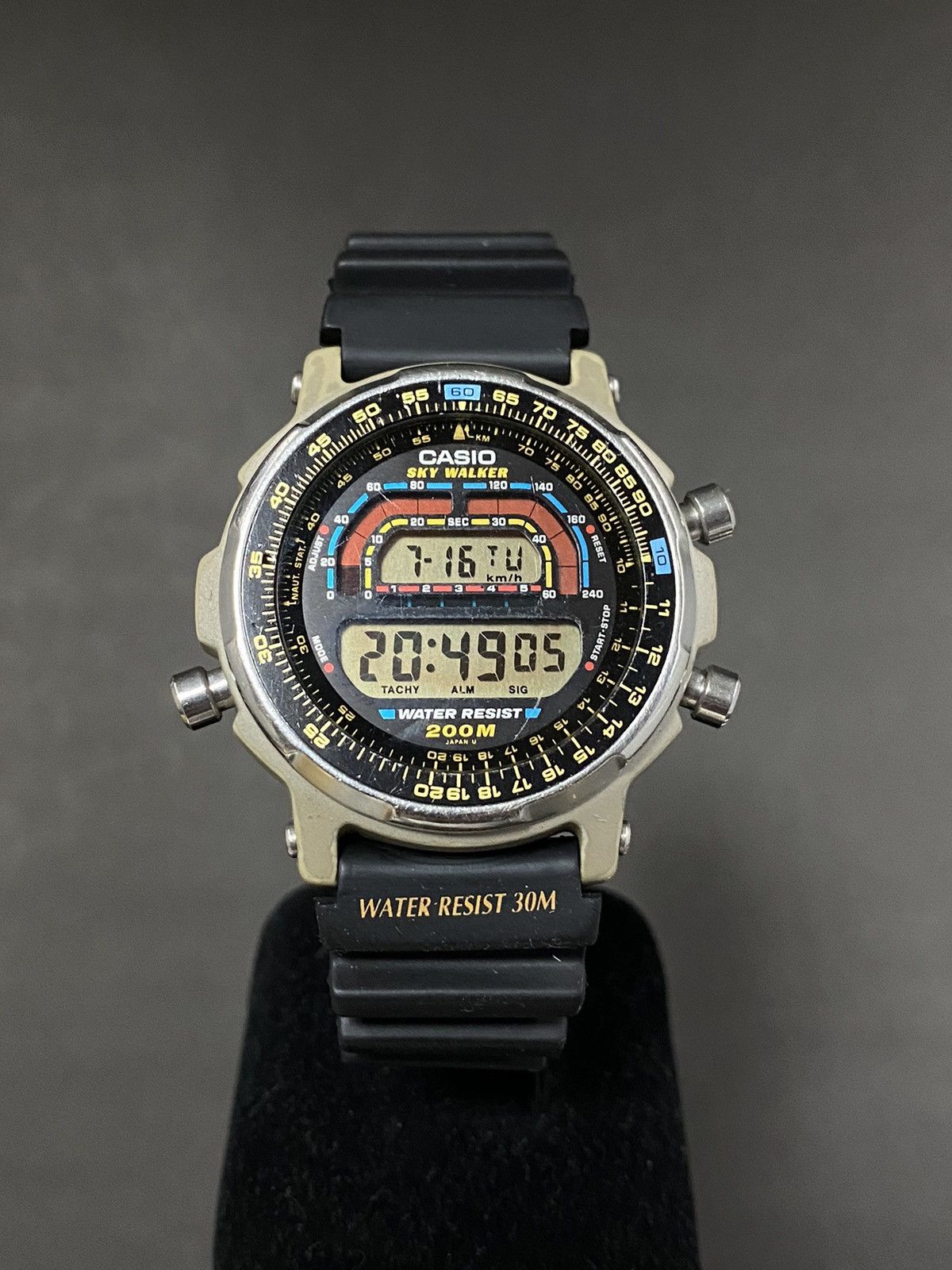 Vintage Rare Vintage CASIO DW 4000 SKY WALKER Digital Men s Watch. Grailed