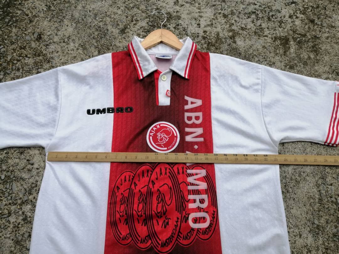 Umbro × Vintage Vintage 90s Umbro Ajax Amsterdam 94/95 Home Jersey Size US L / EU 52-54 / 3 - 6 Thumbnail