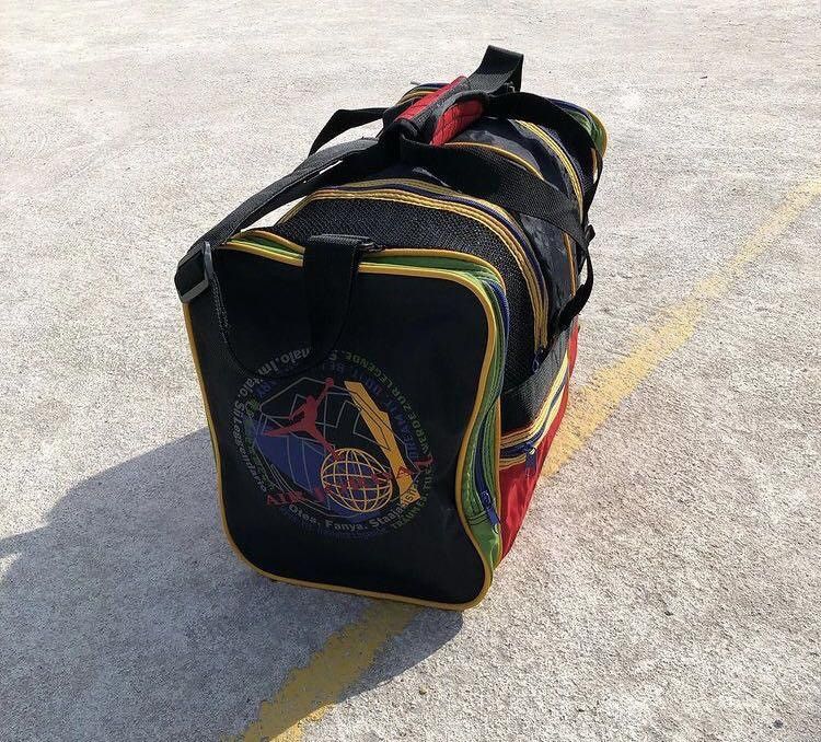 Nike Vintage NIKE JORDAN Sport Duffle Bag Size ONE SIZE - 2 Thumbnail