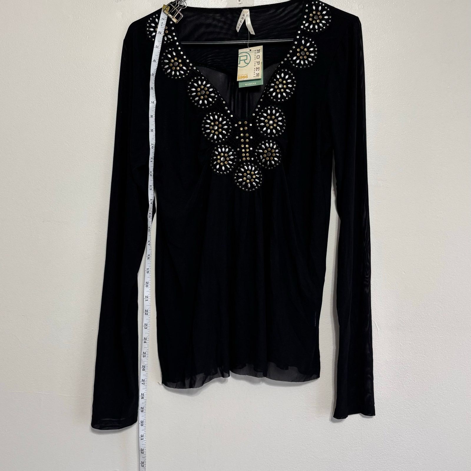 Roper Roper Black Long Steeve Studded V-neck Top Size Large NWT Size L / US 10 / IT 46 - 3 Thumbnail