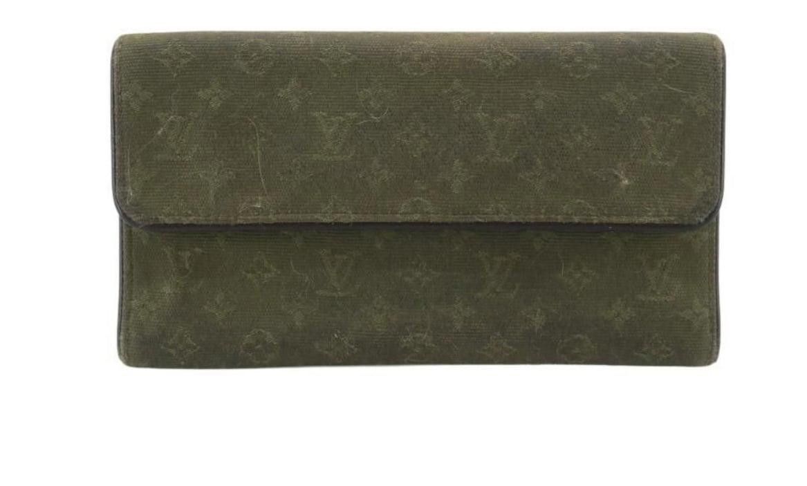 Louis Vuitton Louis Vuitton Monogram Olive Green International Wallet Size ONE SIZE - 1 Thumbnail