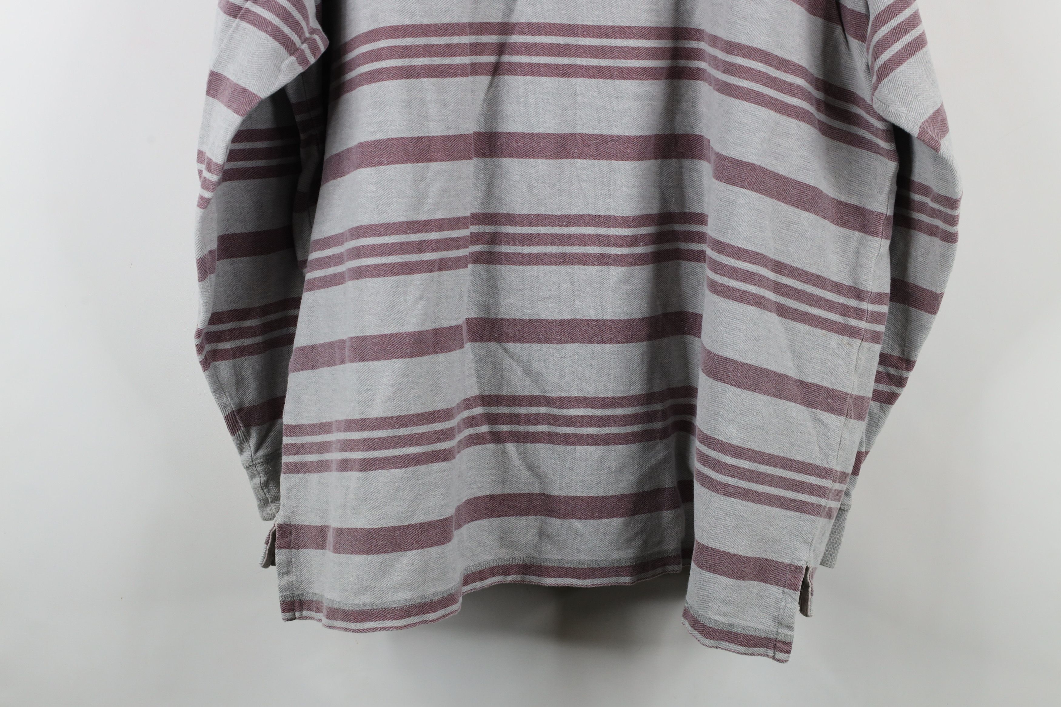 Vintage × Woolrich Woolen Mills Vintage 90s Woolrich Heavyweight Long Sleeve Henley T-Shirt Size US XL / EU 56 / 4 - 11 Thumbnail