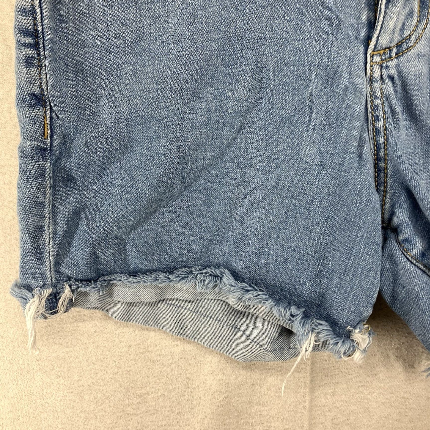 Vintage Universal Thread Women's High Rise Denim Shorts 00 Blue Stretch Raw Hem 5-Pocket Casual Size 24" / US 00 / IT 34 - 4 Thumbnail
