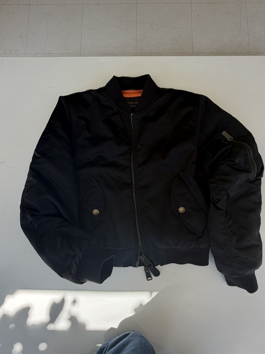 Balenciaga Balenciaga Shrunk bomber Size S - SS23 Size S / US 4 / IT 40 - 2 Thumbnail