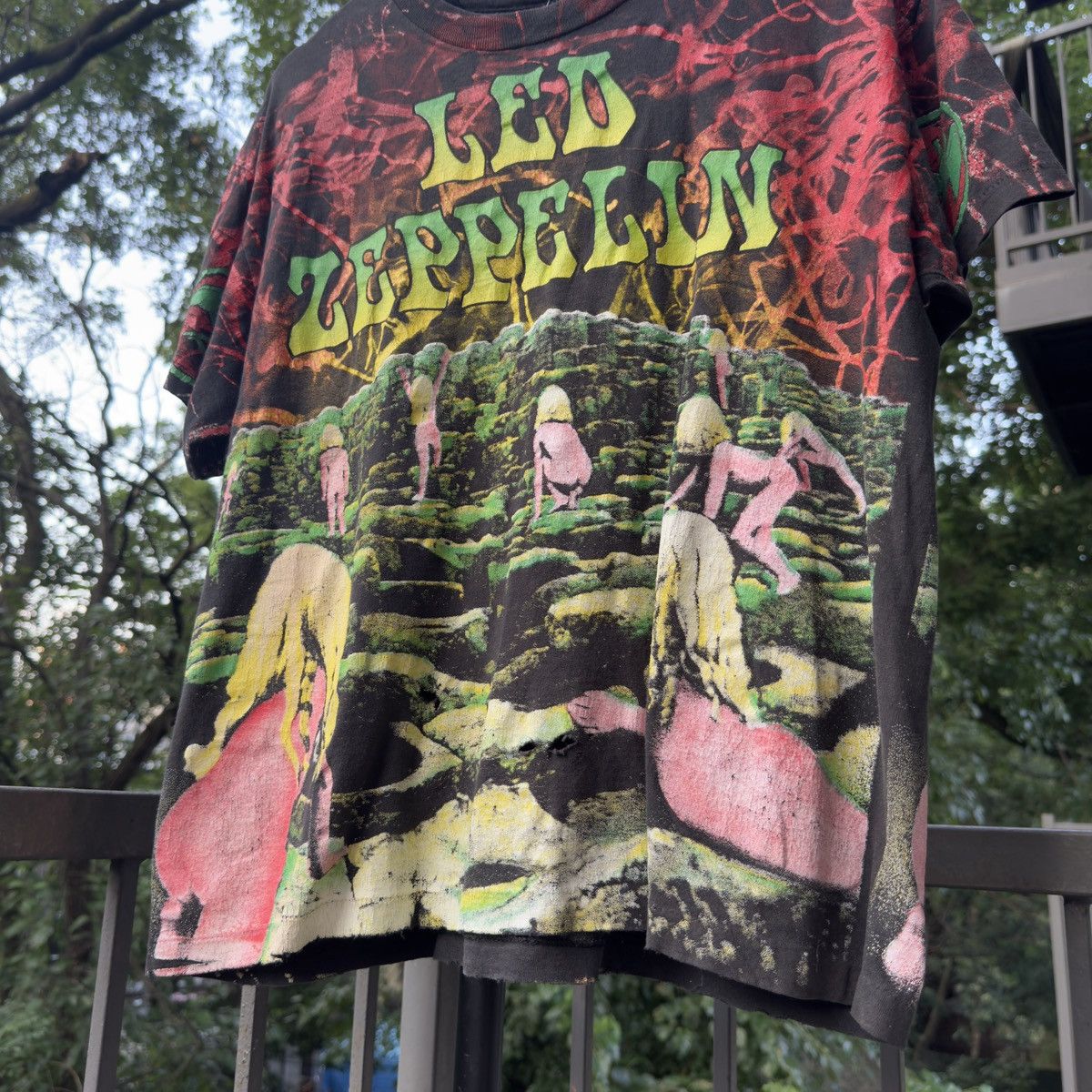 Band Tees 90s Led Zeppelin Thrashed Faded Distressed AOP Band Tee Size US L / EU 52-54 / 3 - 4 Thumbnail