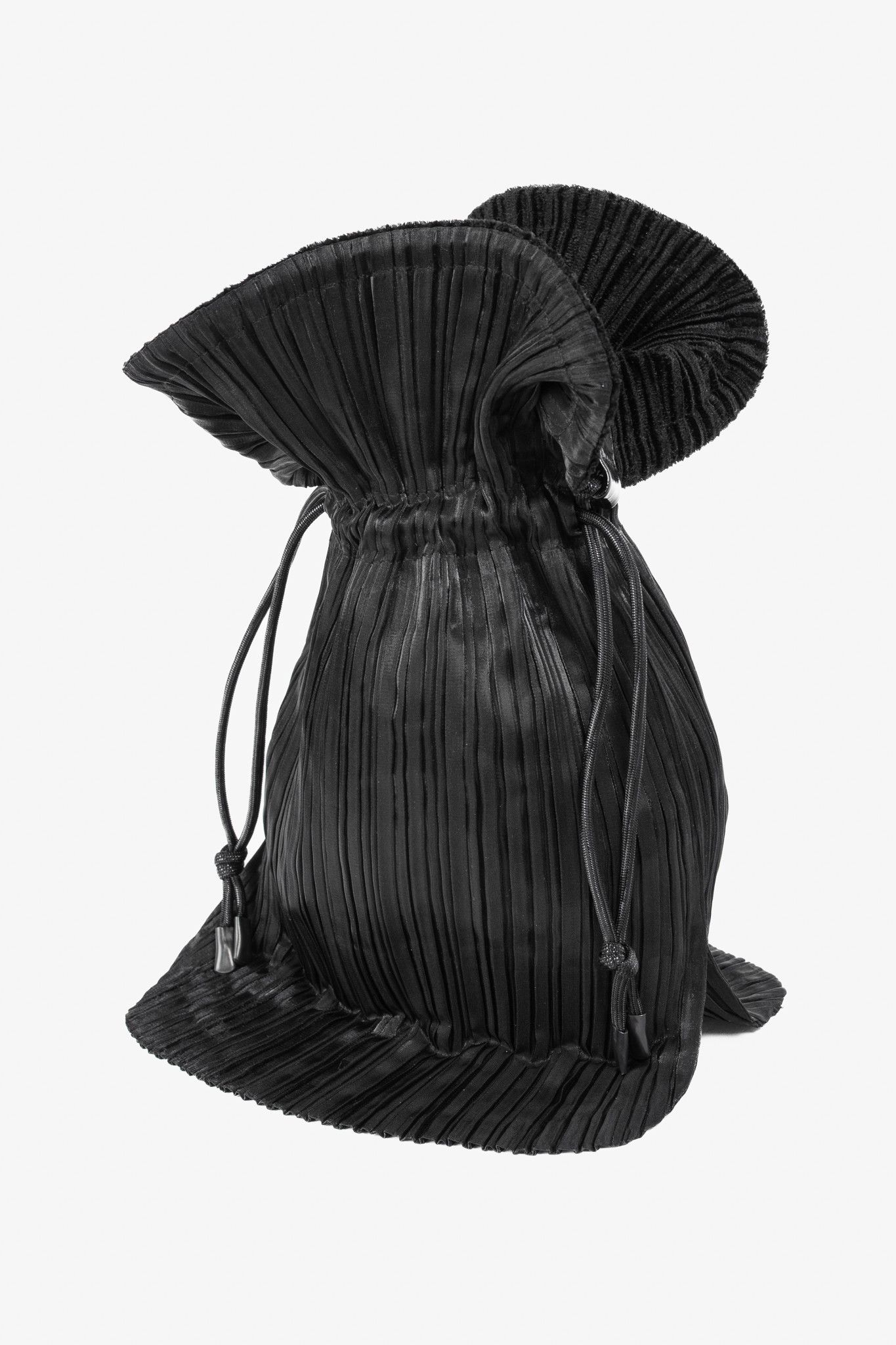 Issey Miyake Issey Miyake Black Pleated Satin Evening Bag Size ONE SIZE - 1 Thumbnail