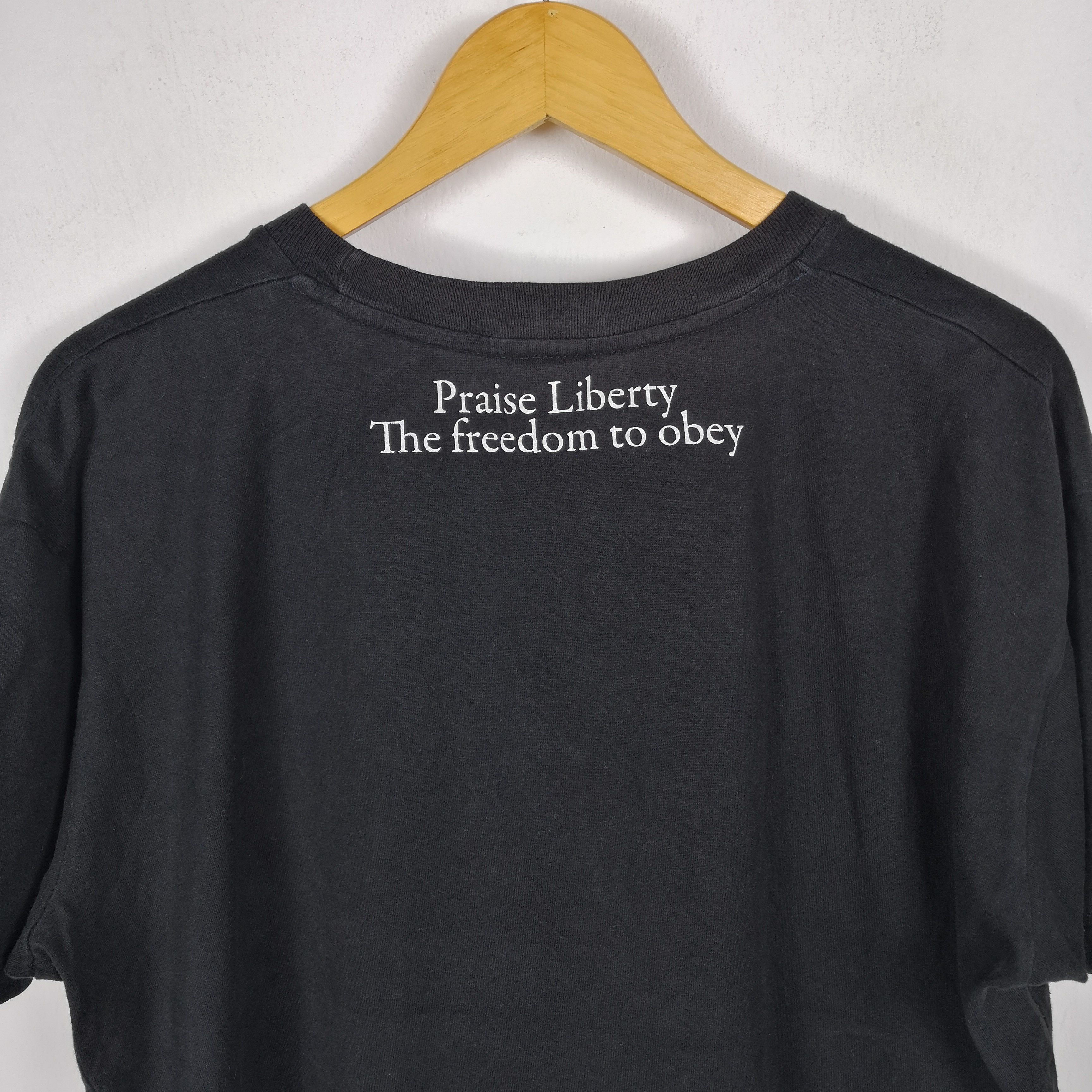 Japanese Brand Praise Liberty The Freedom To Obey John Lennon T-shirt Tees Size US L / EU 52-54 / 3 - 5 Thumbnail